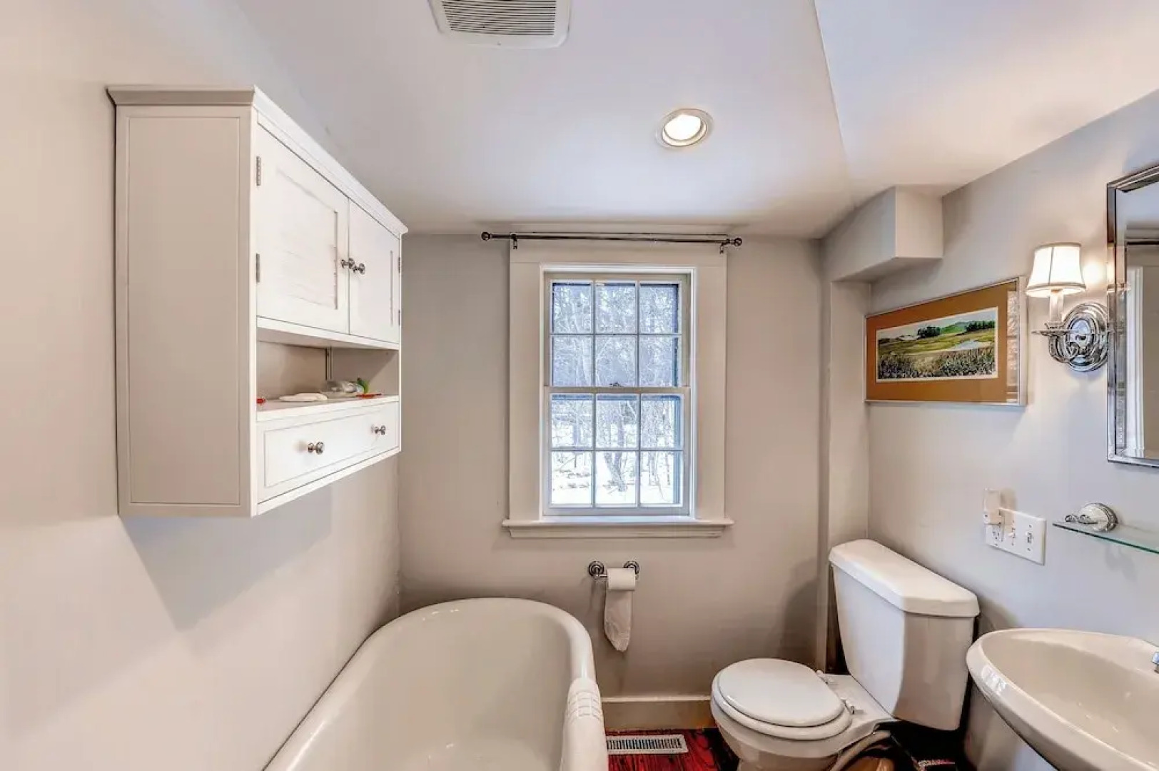 Ipswich Cottage: Beautiful Views, 5 Mins to Beach