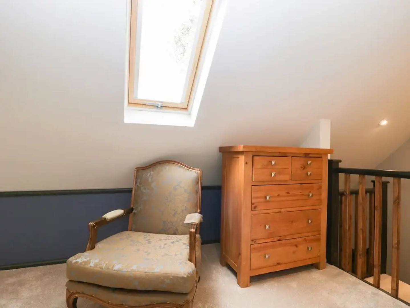 The Courtyard - Hilltop Barn