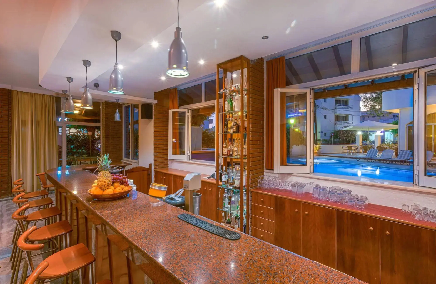 Pavlos Hotel