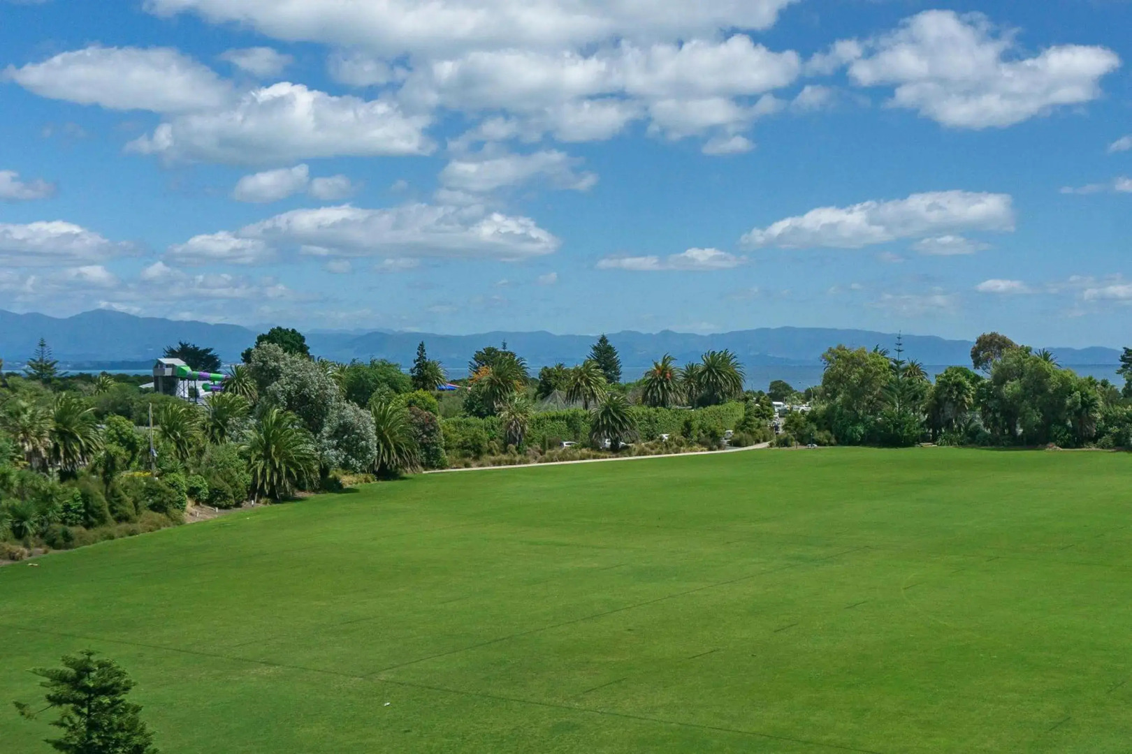 Tahunanui Oceanview Apartment