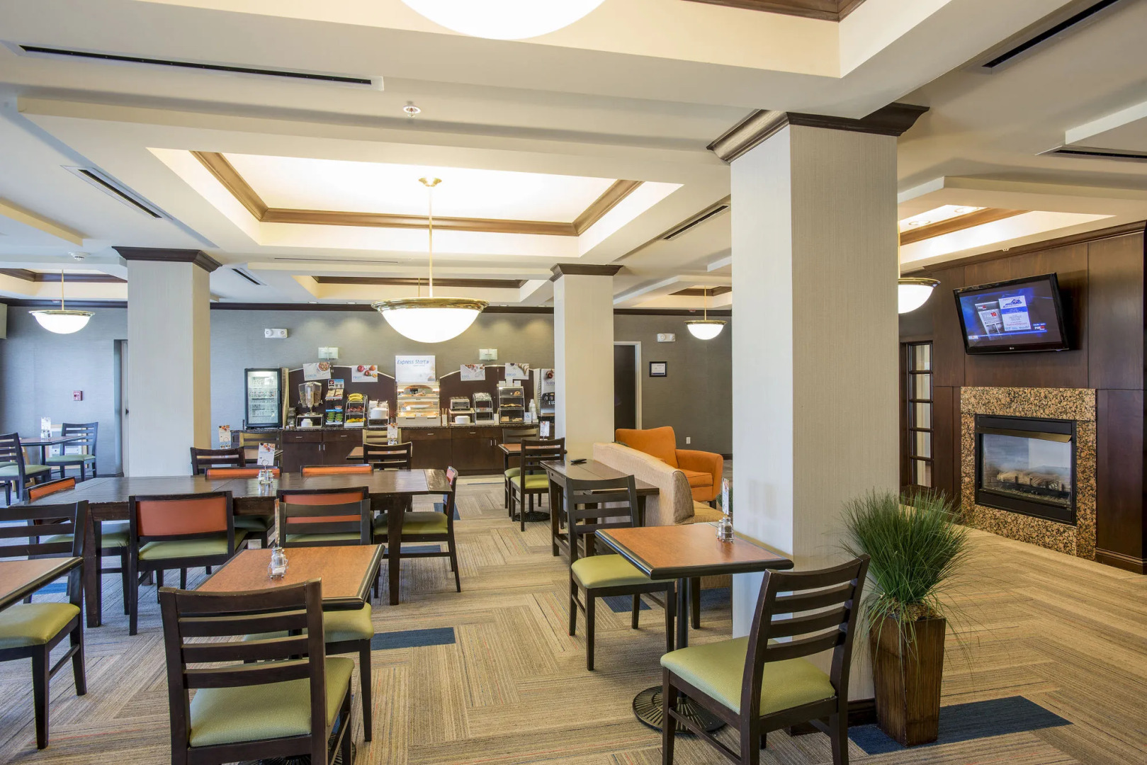 Holiday Inn Express Hotel & Suites Richwood-Cincinnati South by IHG