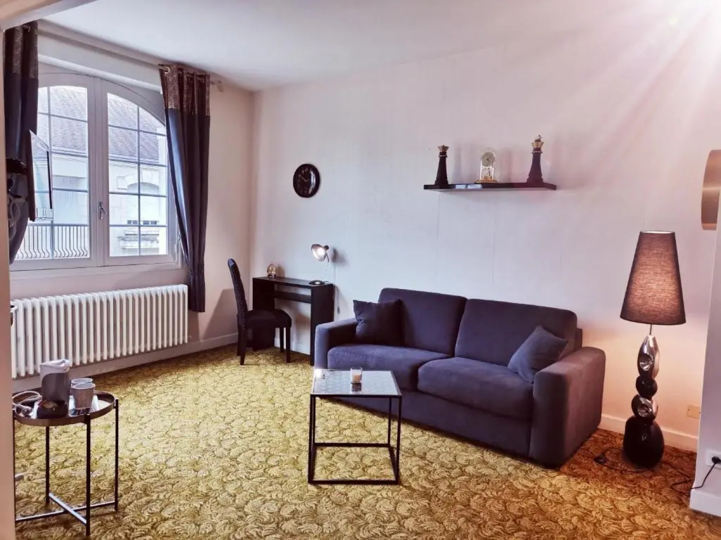 Aux Portes du Château