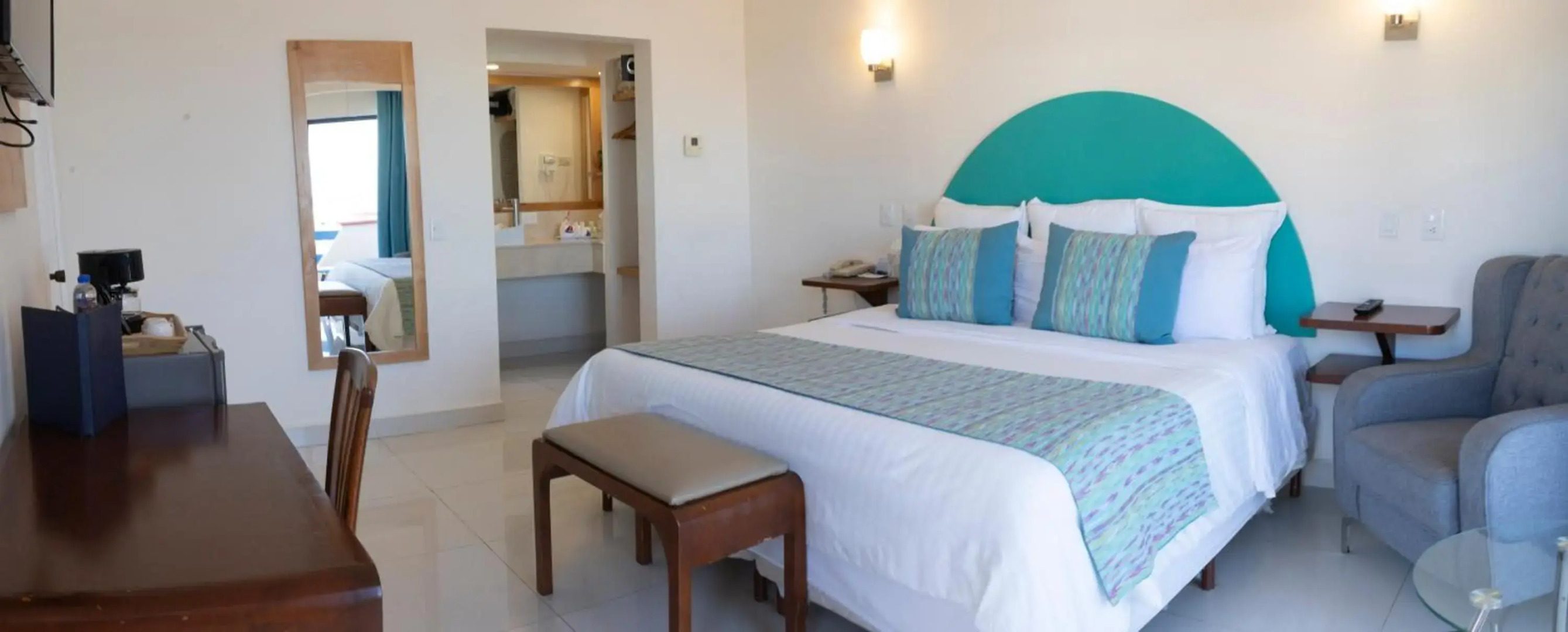 The Westmarine Waterfront Hotel