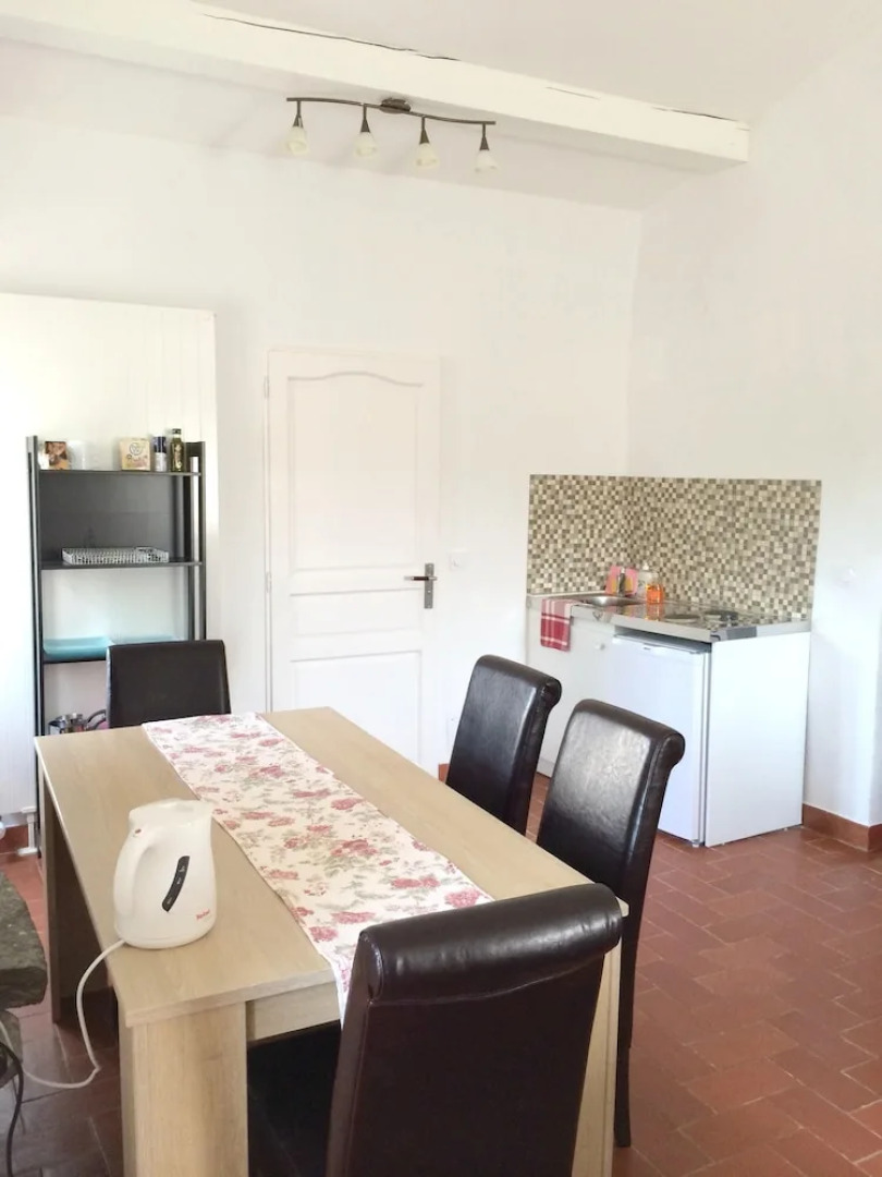 Apartment With 2 Bedrooms in Montauriol, With Pool Access, Furnished G