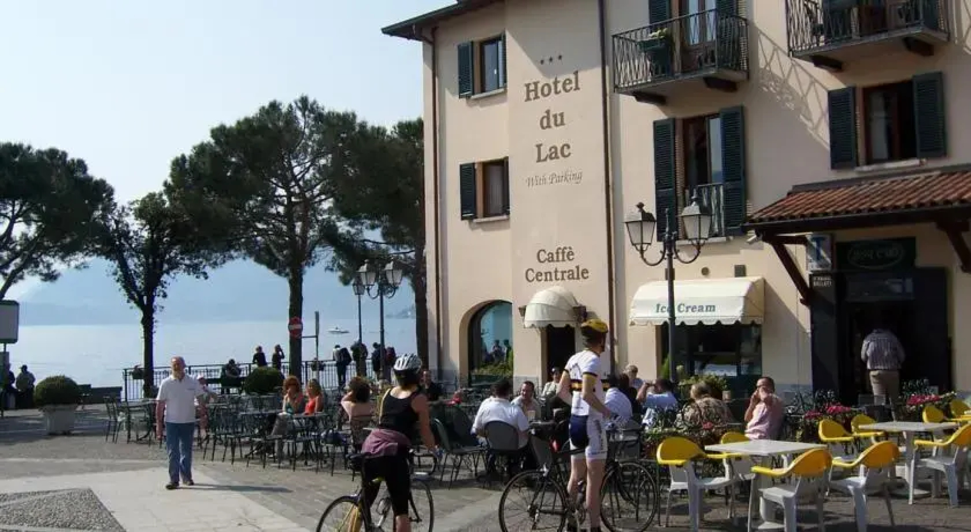 Residenza Menaggio Alba