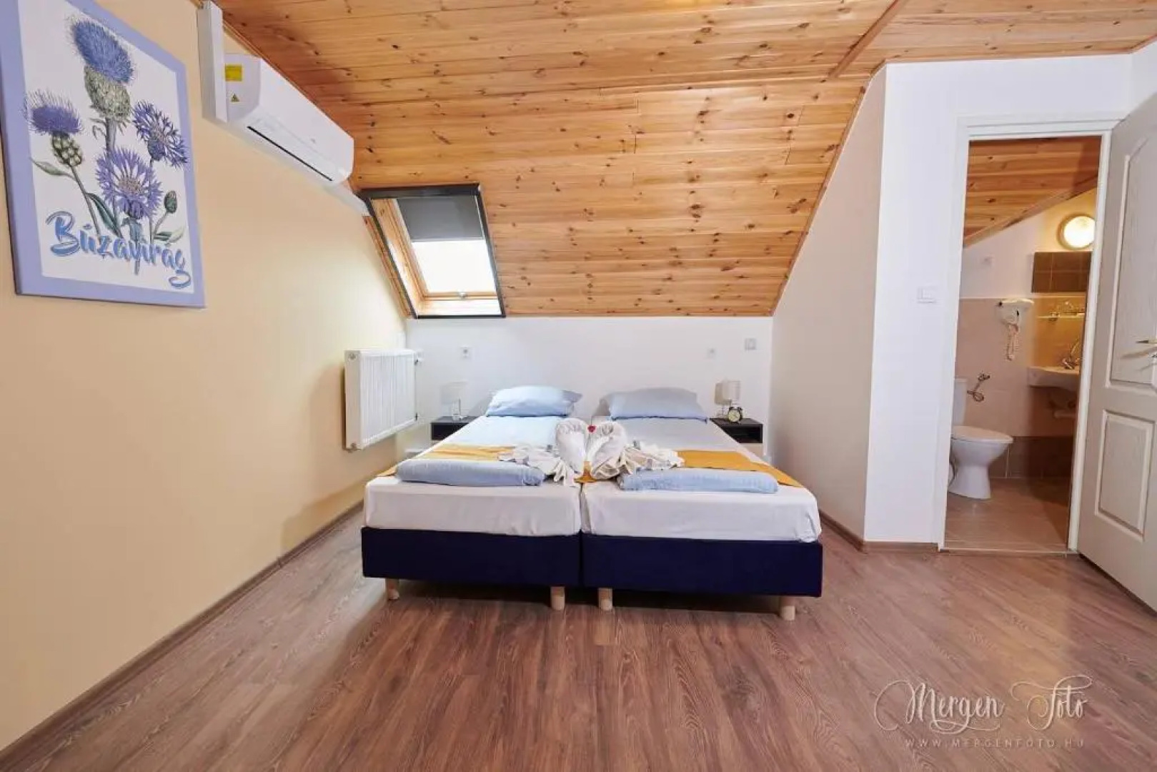 Kamarás Klastrom House