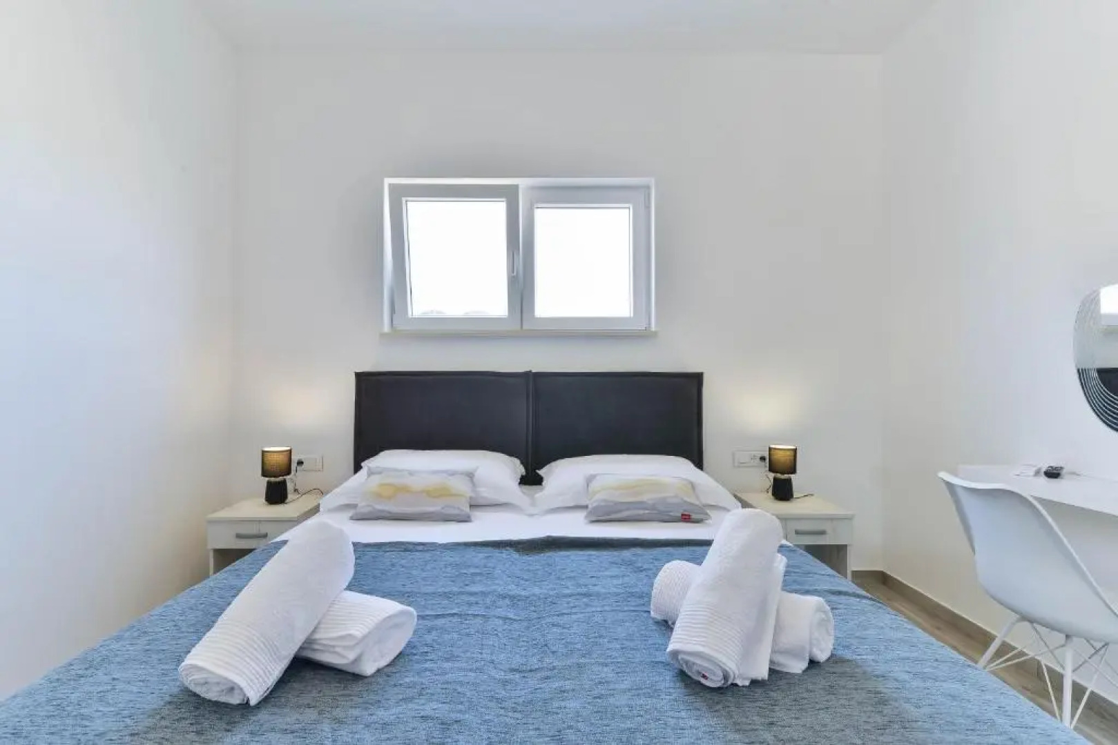 Luxury villa with pool near the beach 2