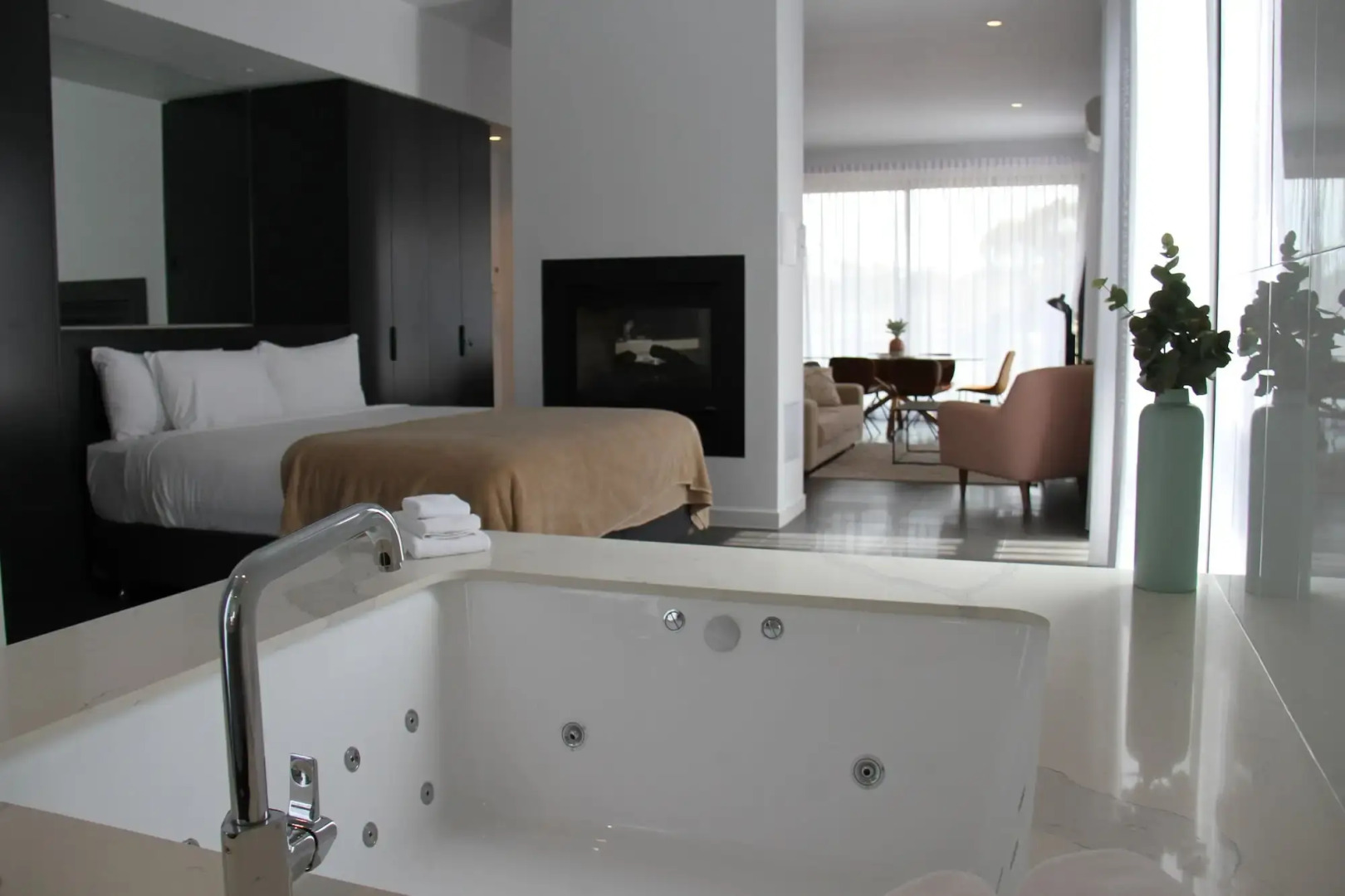 Hepburn Bathhouse & Spa Villas