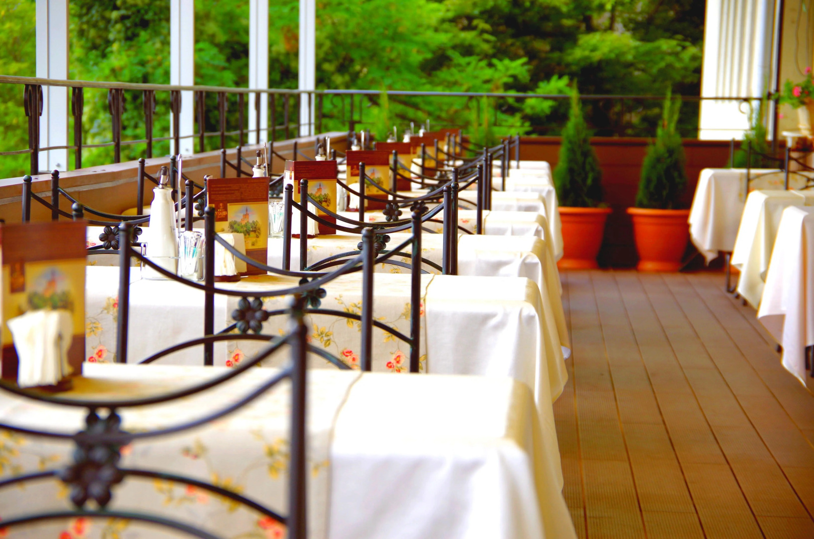 Yantra Grand Hotel -Sharlopov Hotels