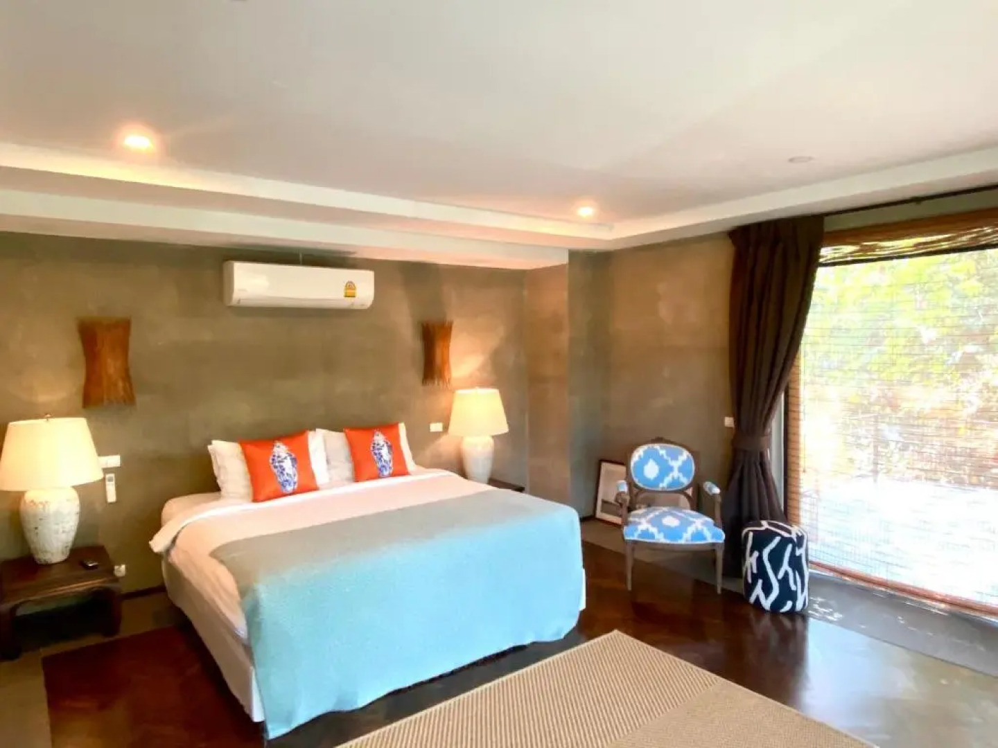 Luxury 5 Bedroom Private Pool Villa (Riverfront)