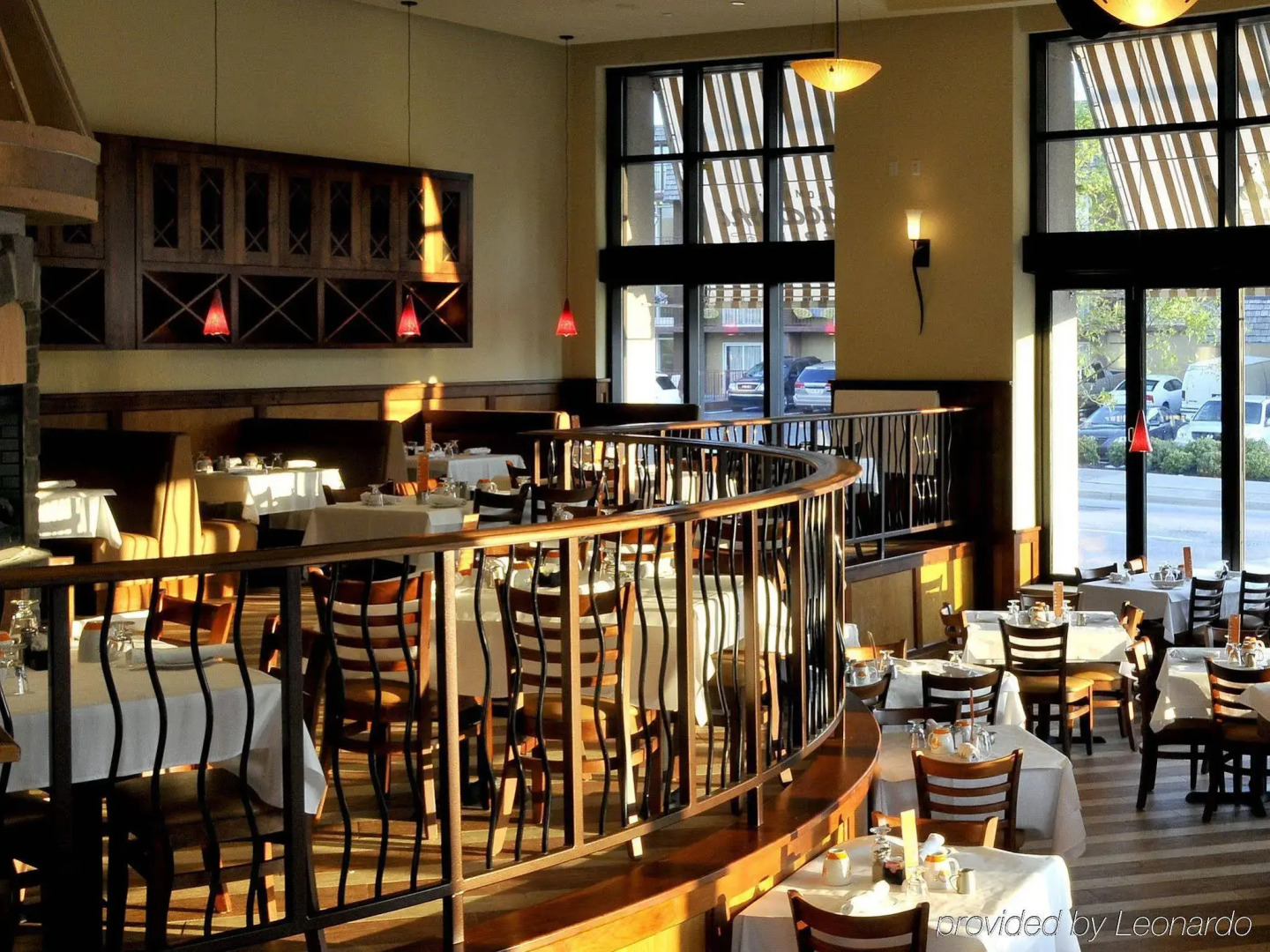 Hilton Niagara Falls/Fallsview Hotel & Suites