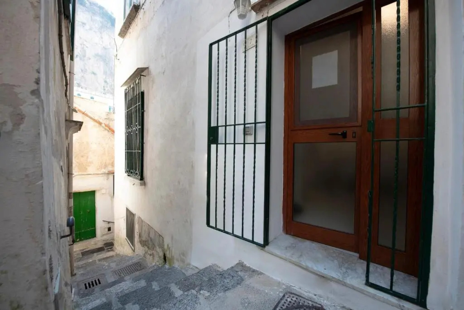 Amalfi 90 - Holiday House Close the Beach