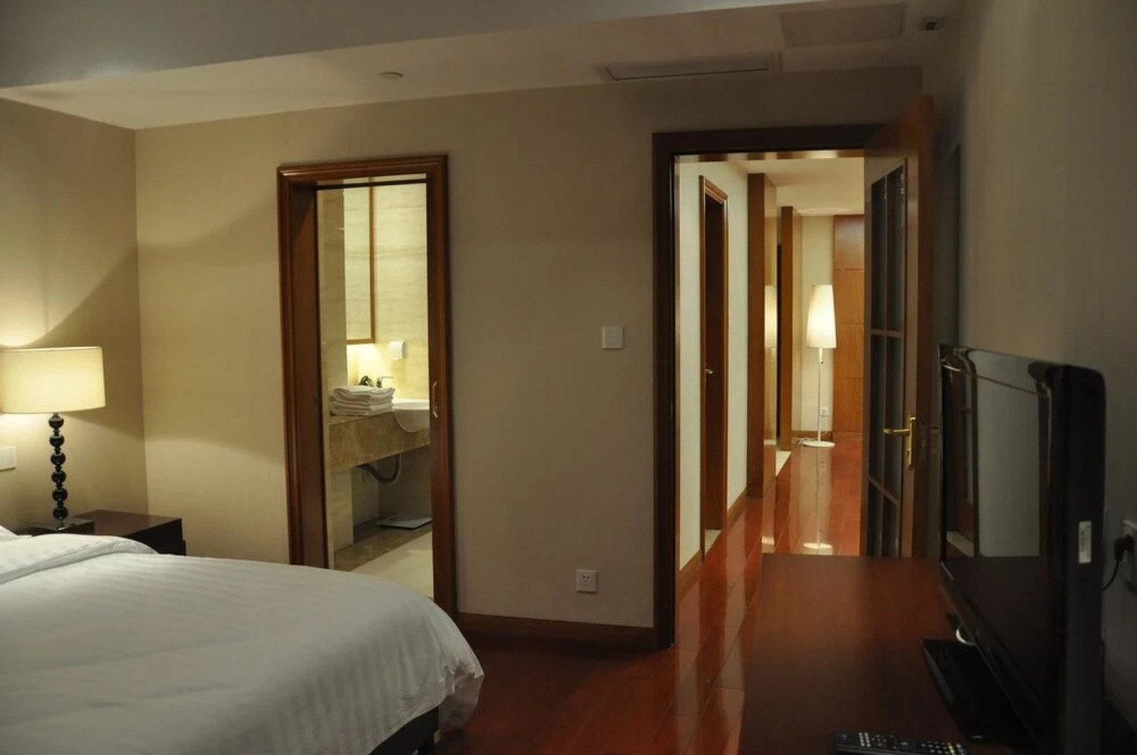 Ramada Plaza Suites Hotel Changzhou