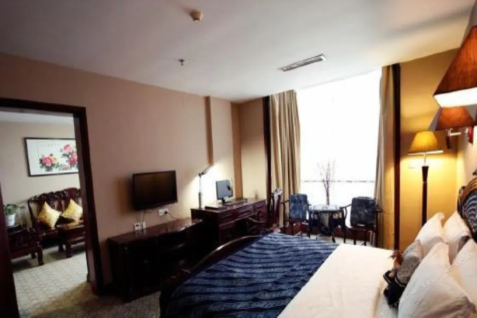 Xiangjun Huatian Commerce