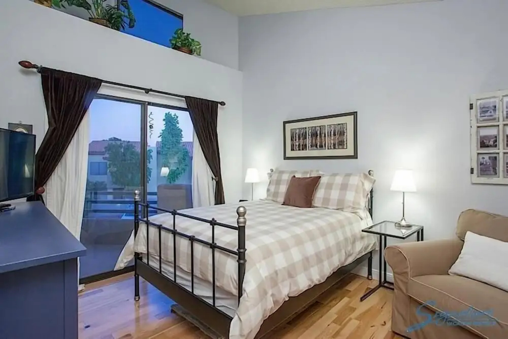 Happy Ours By Signature Vacation Rentals