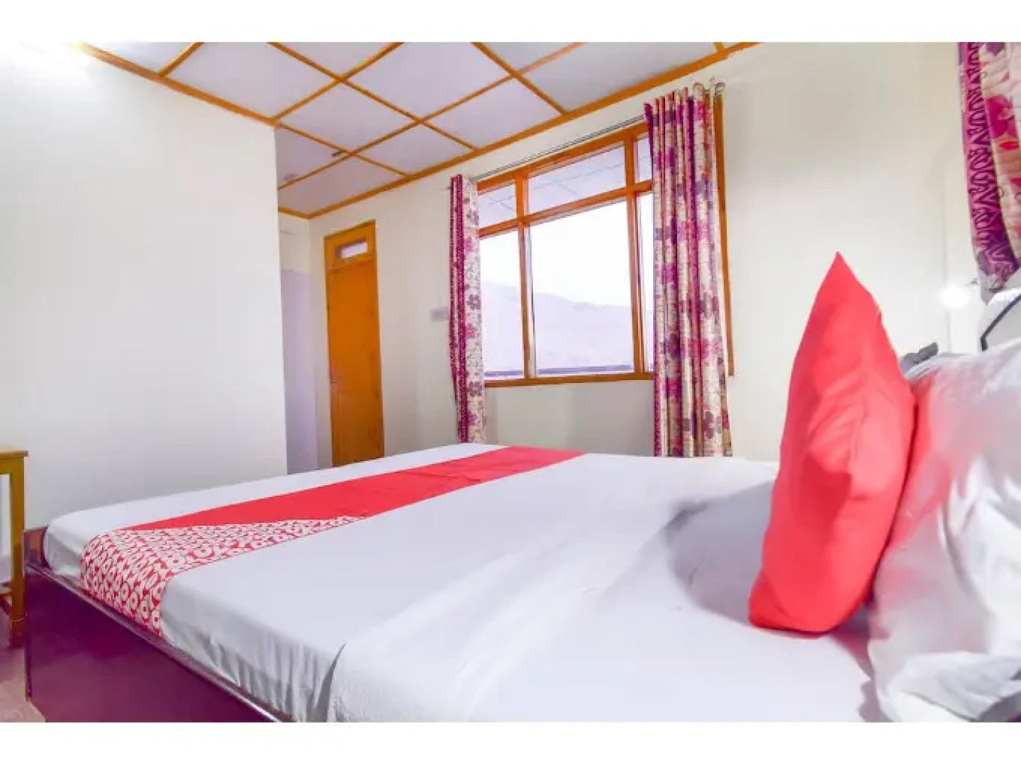 The Roam Way By OYO Rooms