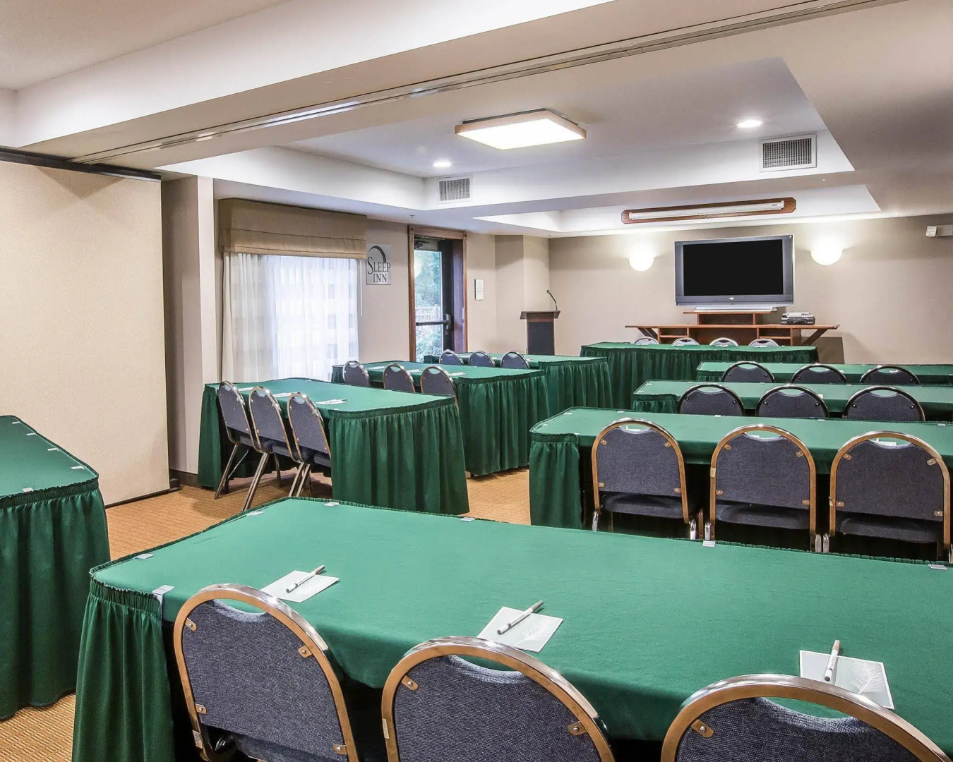 Sleep Inn & Suites Queensbury - Lake George