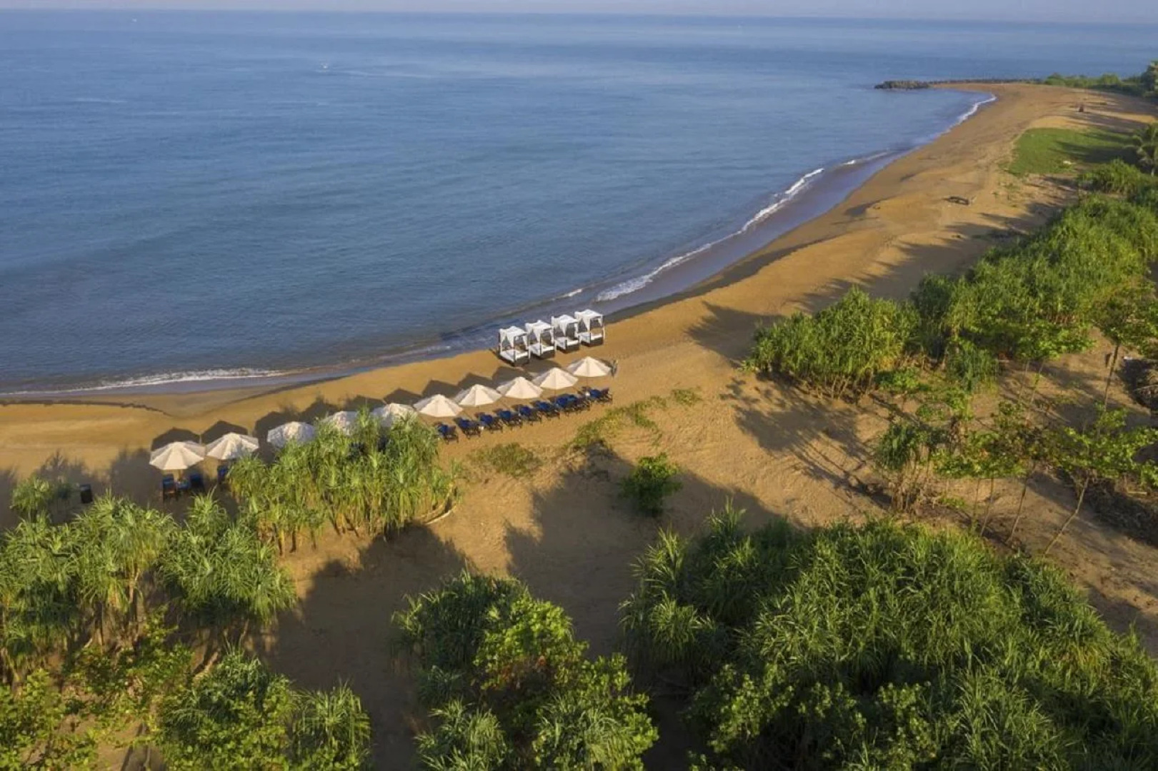 Курортный отель Anantara Kalutara Resort