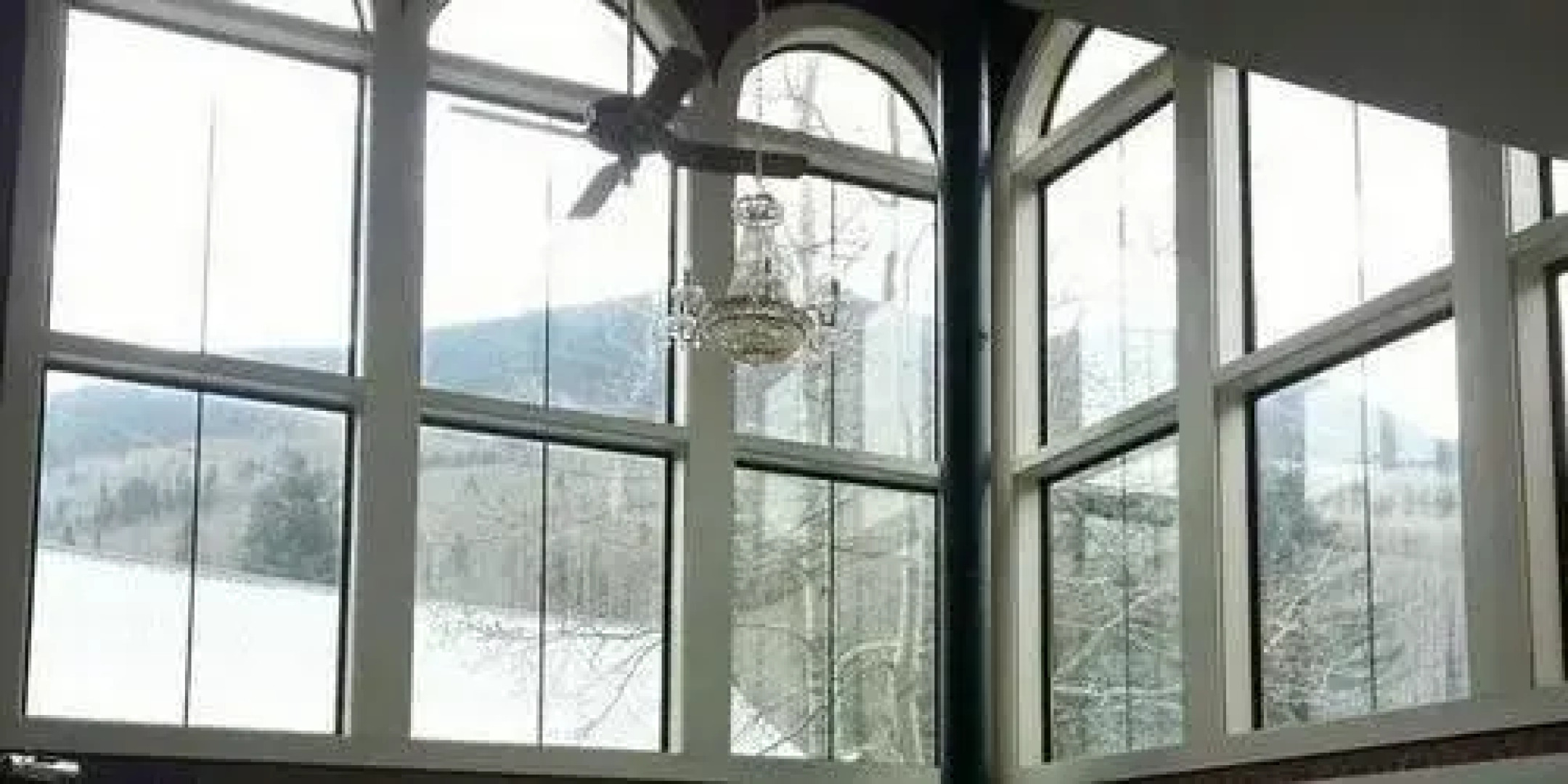 The Mine Shaft Inn Hotel & Hostel