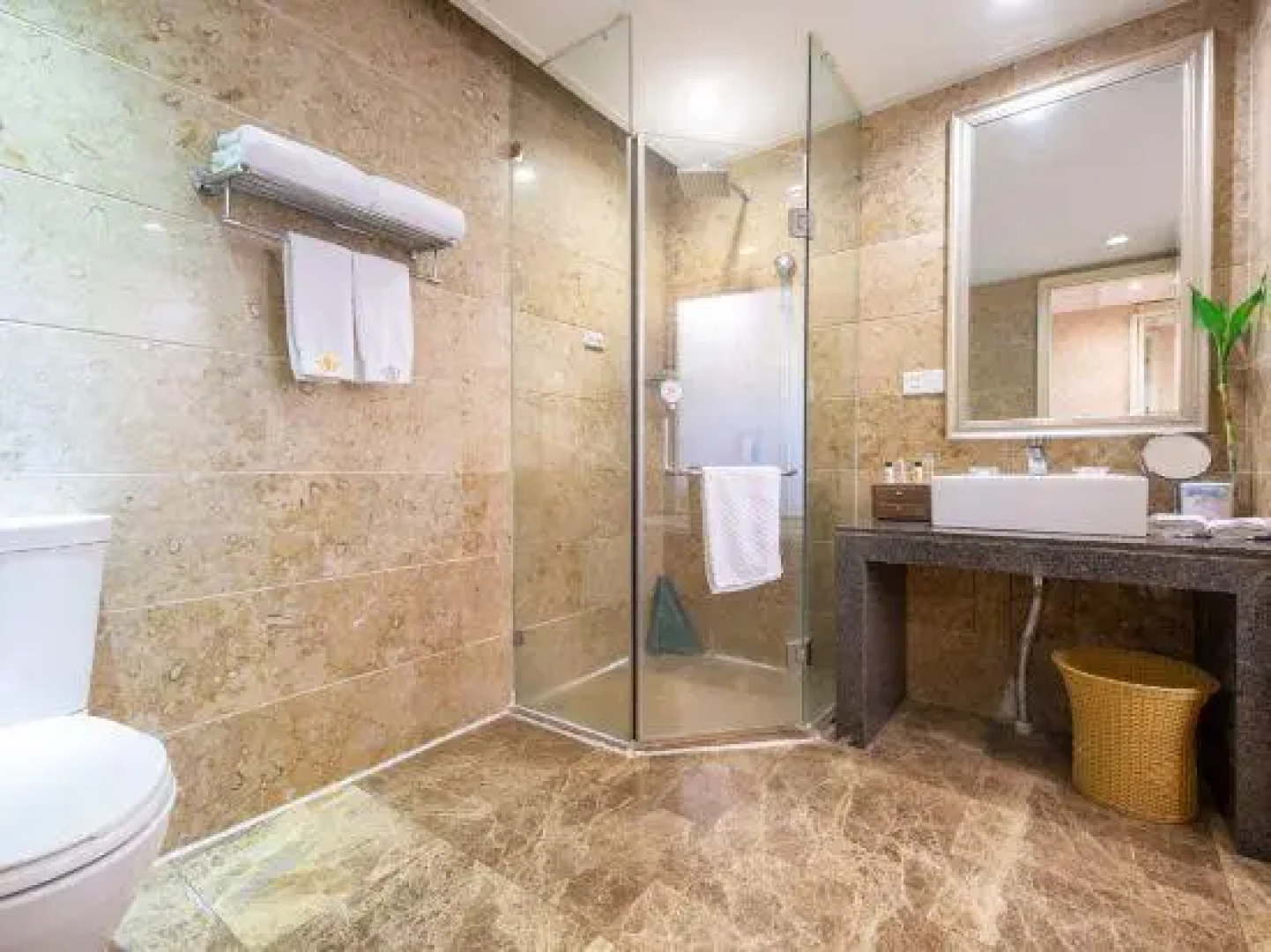 Horizon Garden Hotel