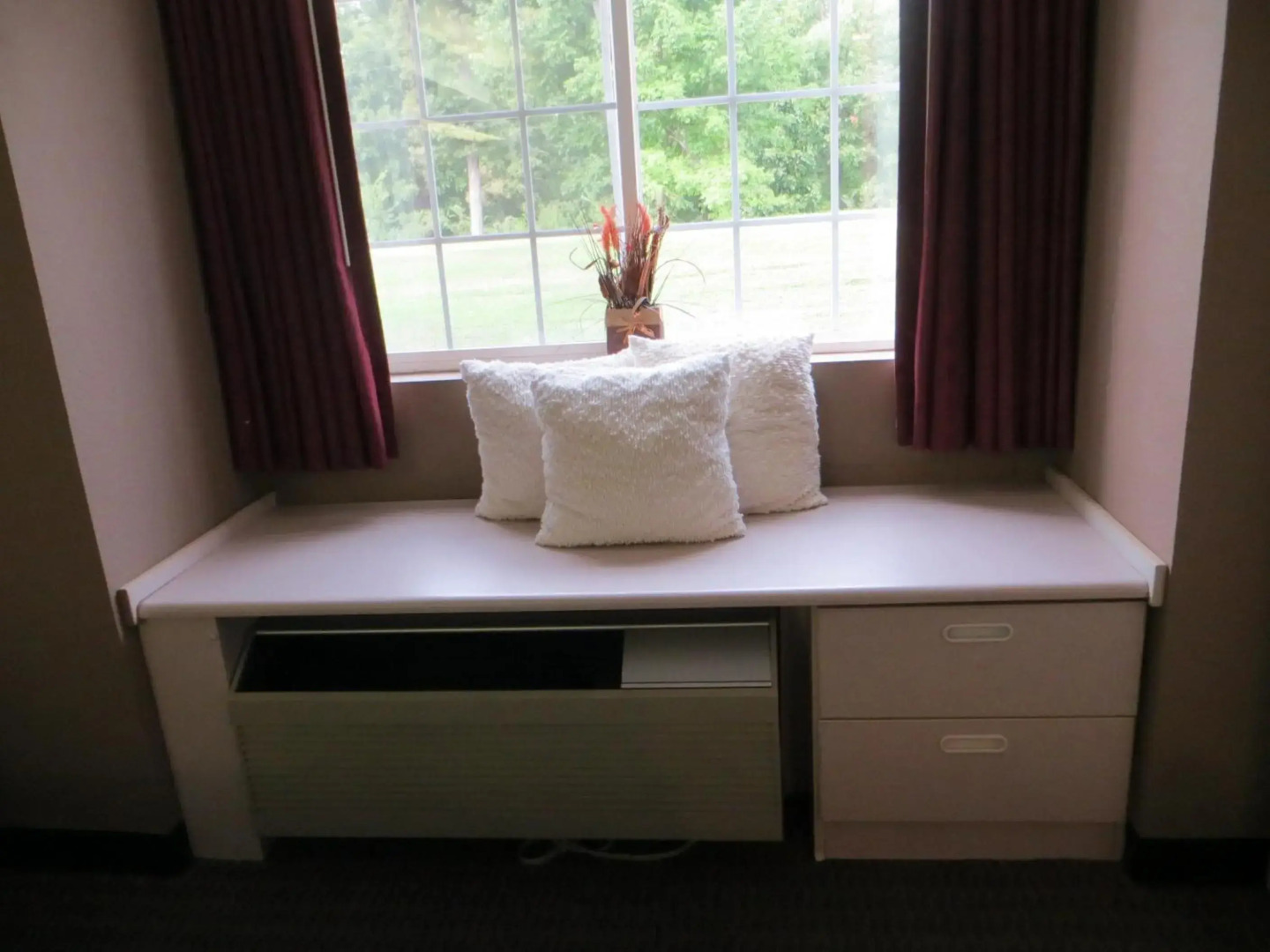 Patti's Inn & Suites