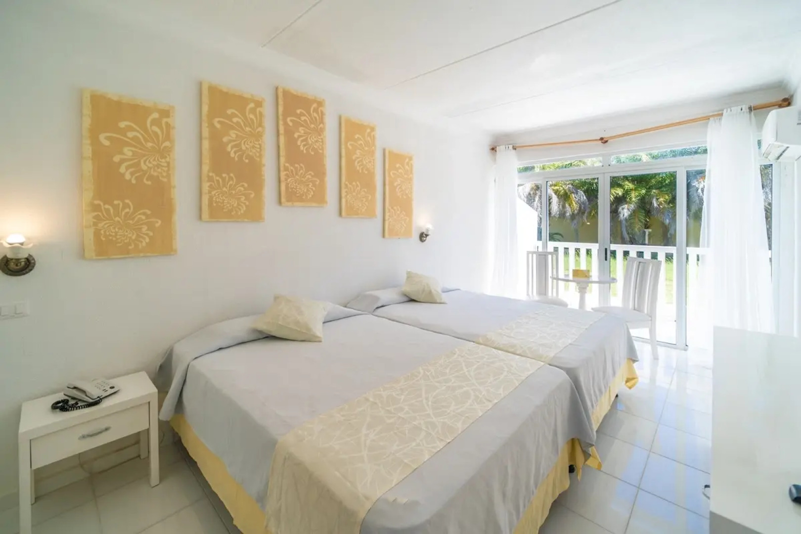 Resonance Blu Santa Maria