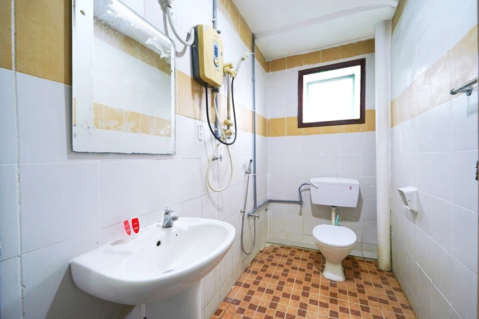 SPOT ON 89785 Wy Hotel