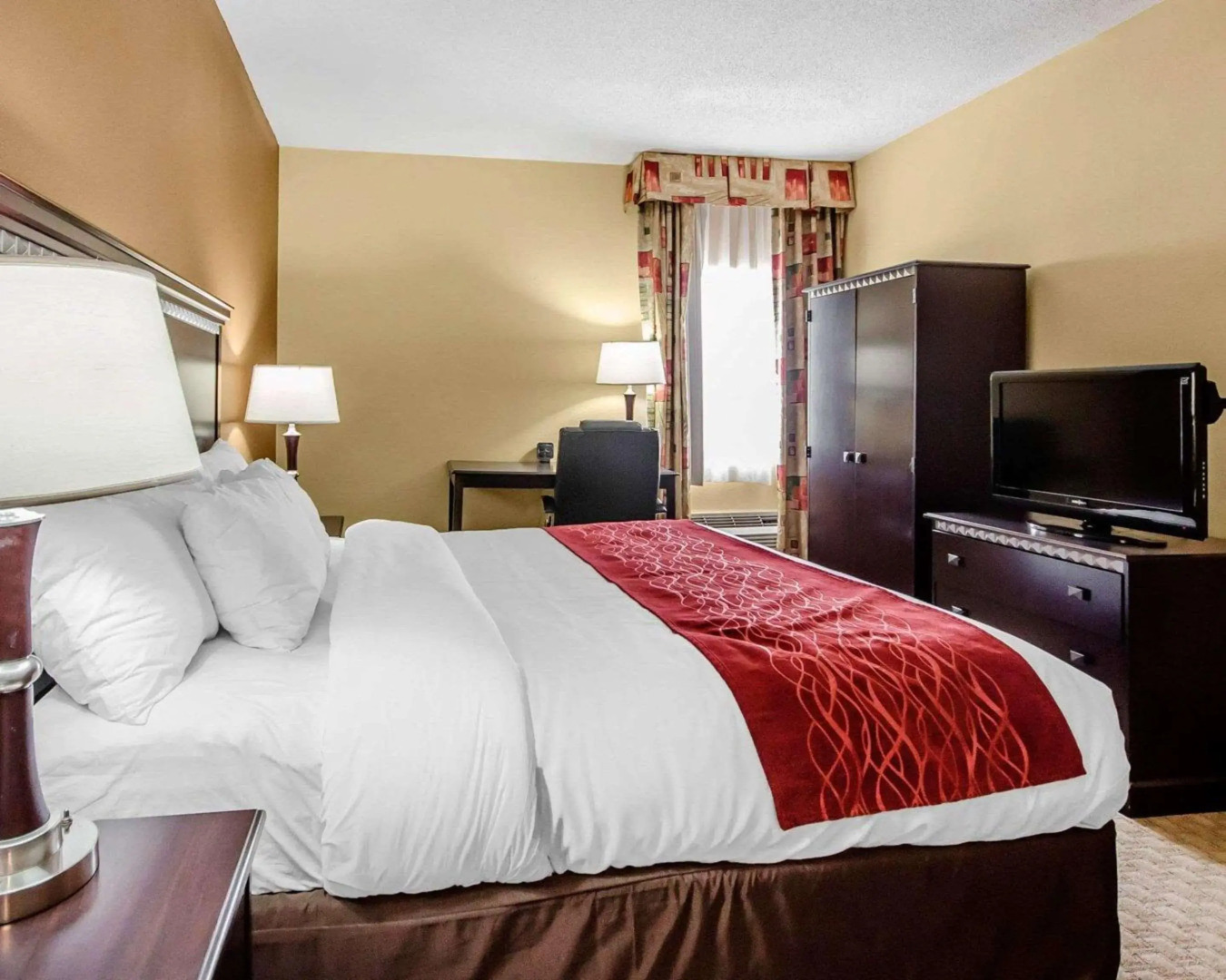 Comfort Suites Louisville East