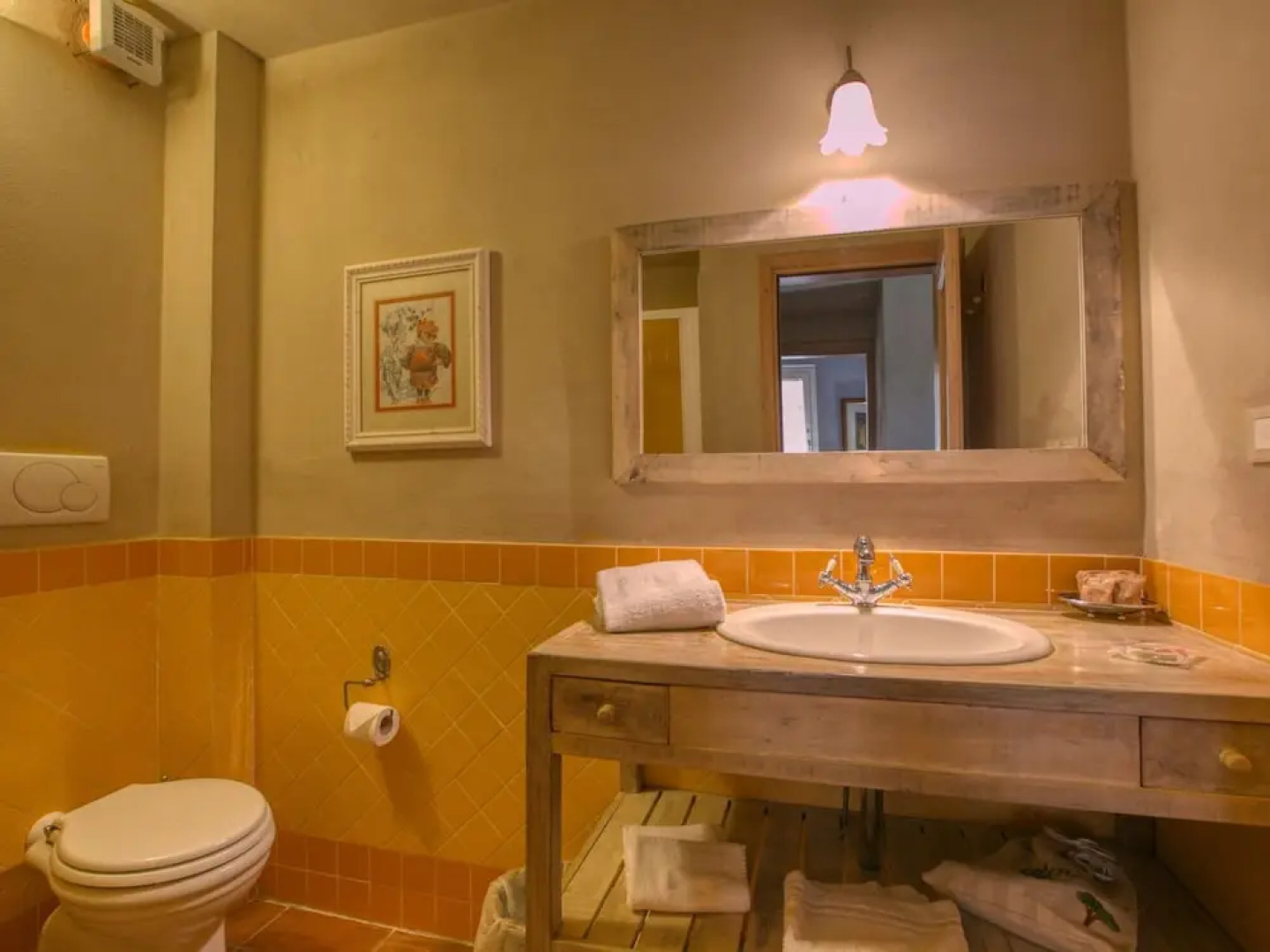 Tuscan Stay w/ Jacuzzi