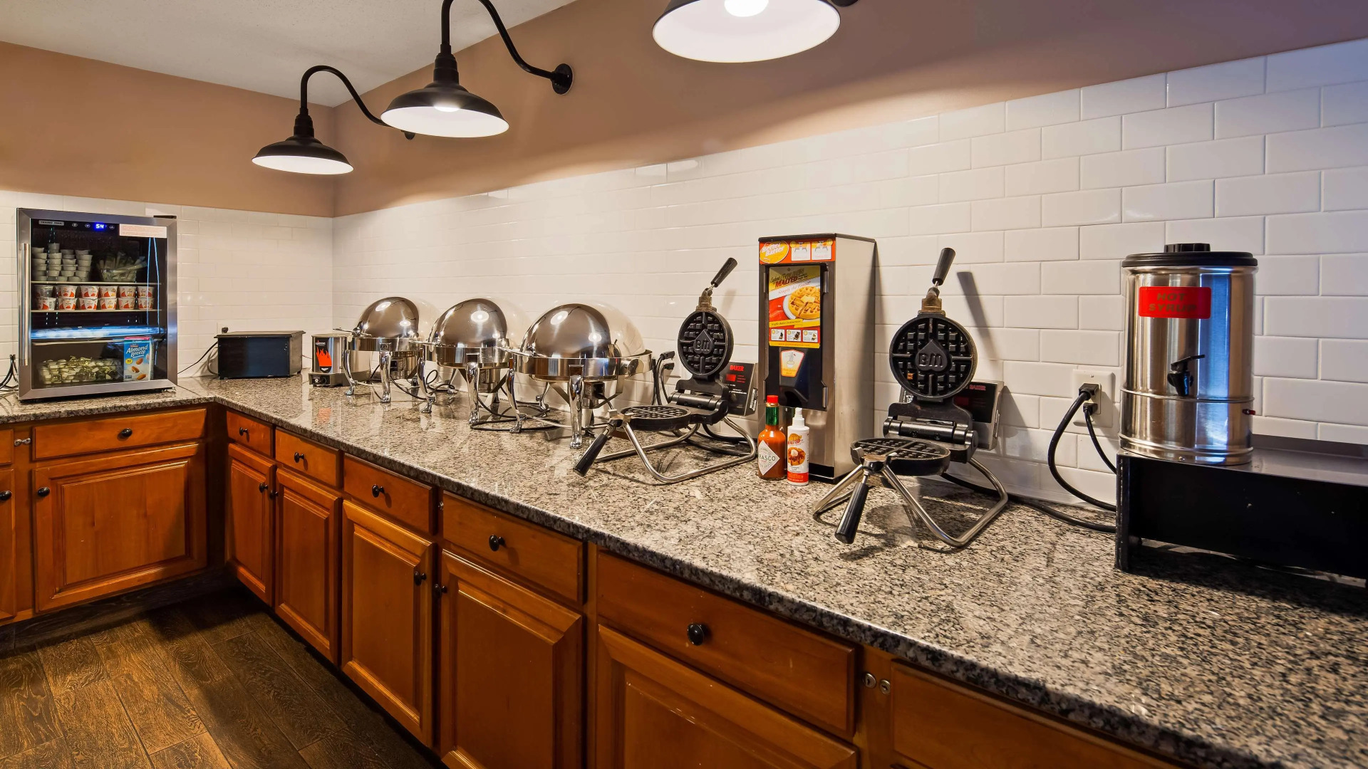 Best Western Plus Executive Court Inn & Conference Center