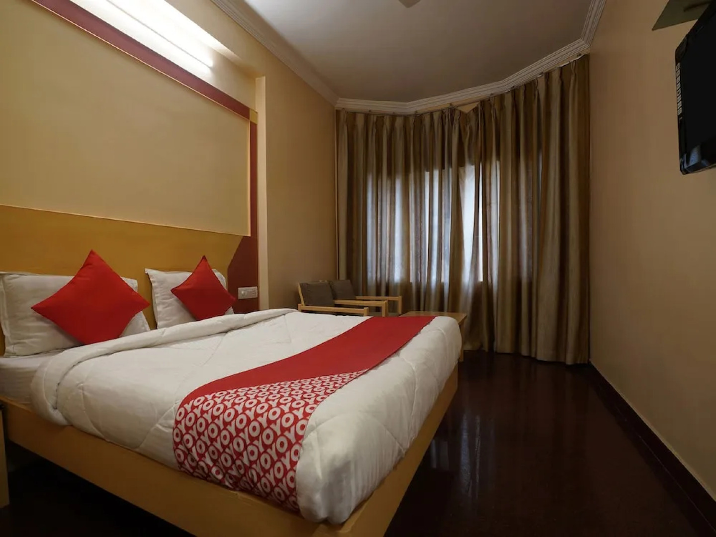 Hotel Raj Classic Inn
