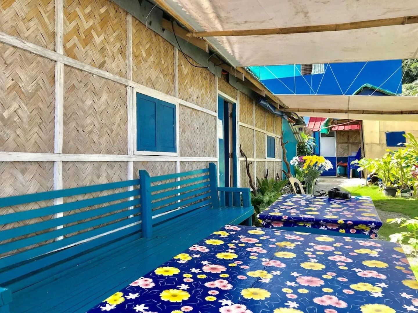 Dew Drop Inn Oceanside B&B