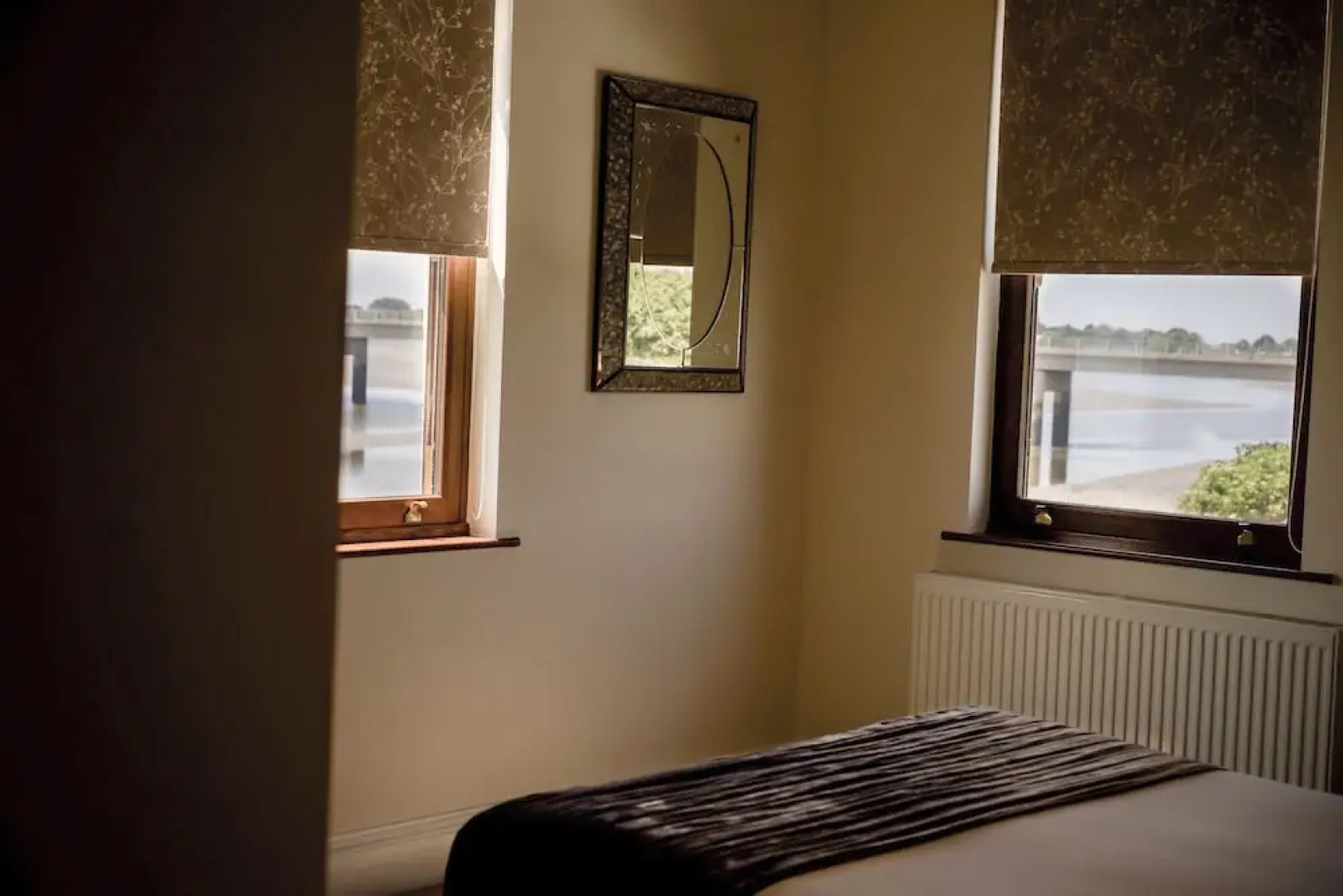 Shard Riverside Hotel, Bar & Restaurant