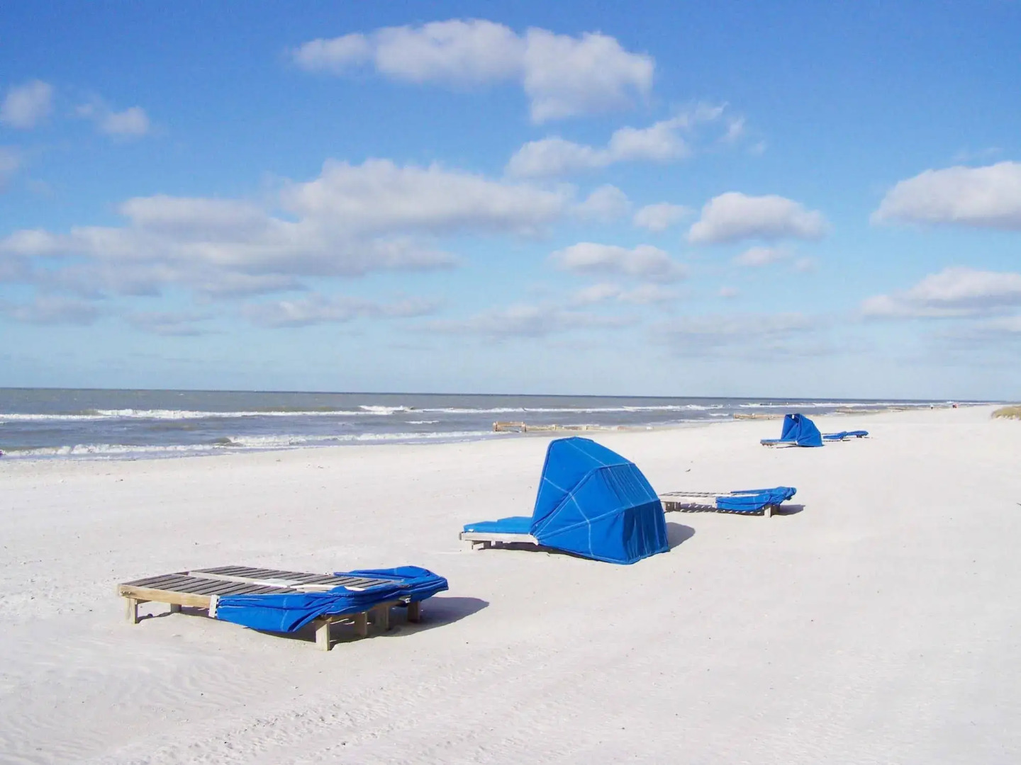 Las Brisas Condominiums