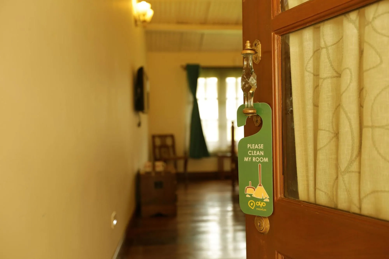 OYO Premium Heritage Stays Charing Cross