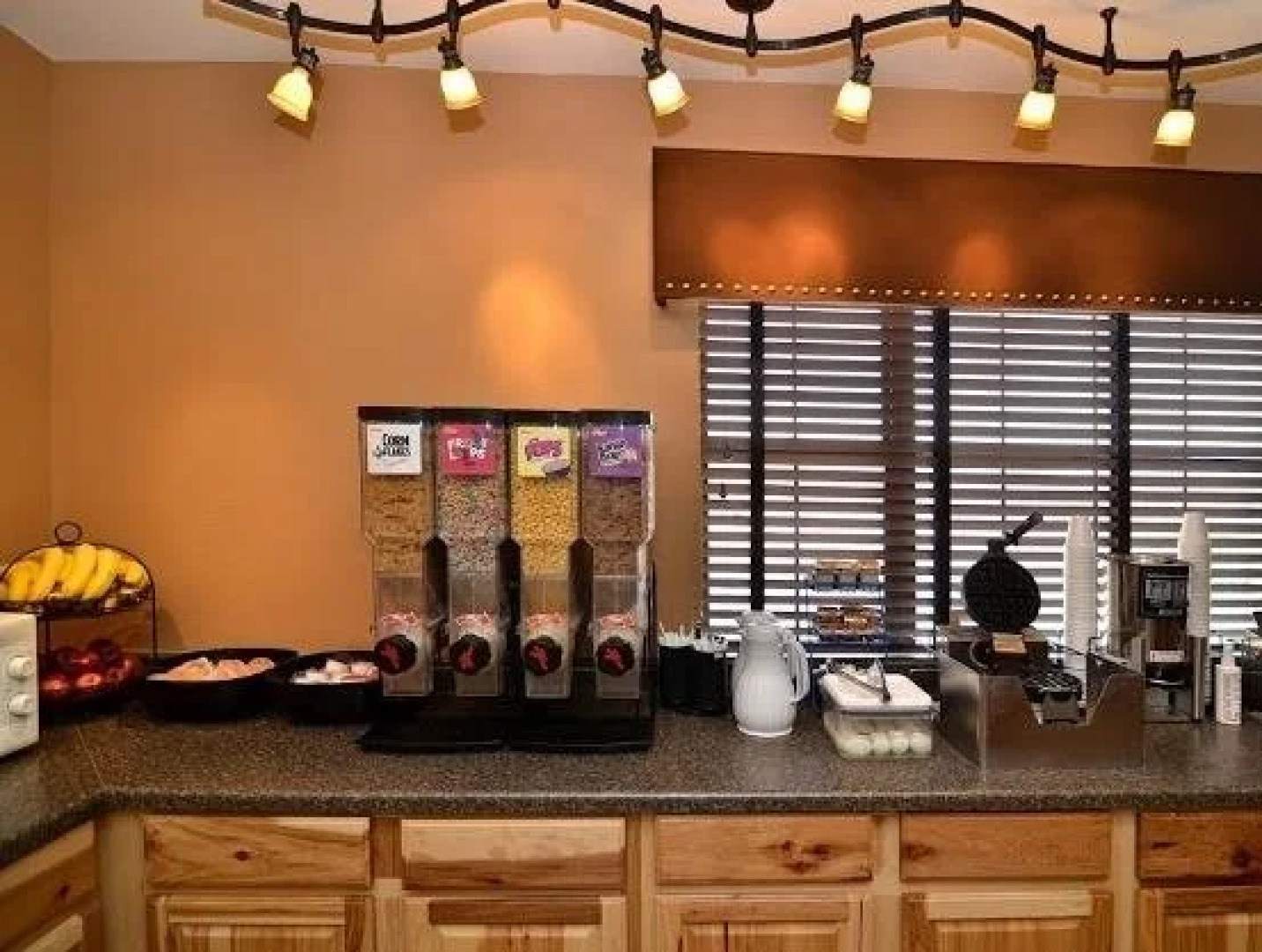 Magnuson Hotel Adobe Holbrook