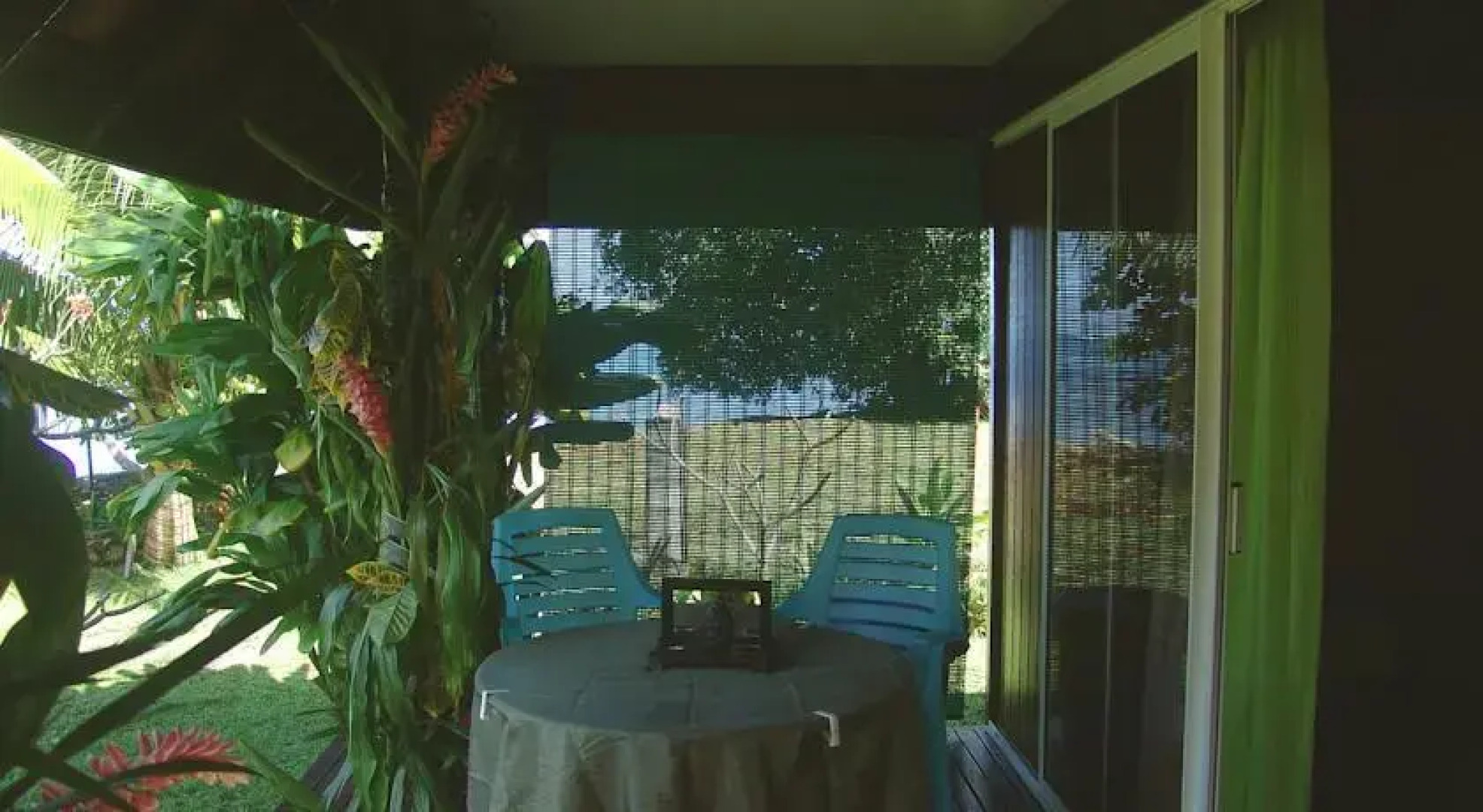 Tauhanihani Village Lodge La Vague Bleue