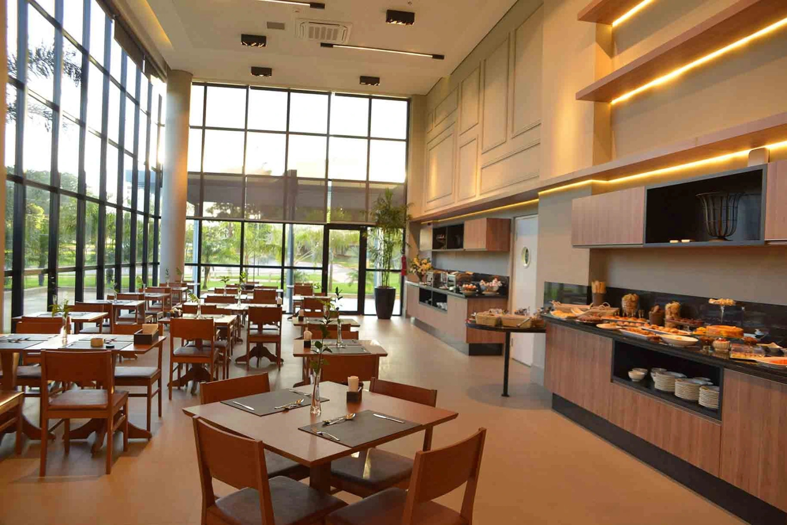 HPlus Premium Palmas