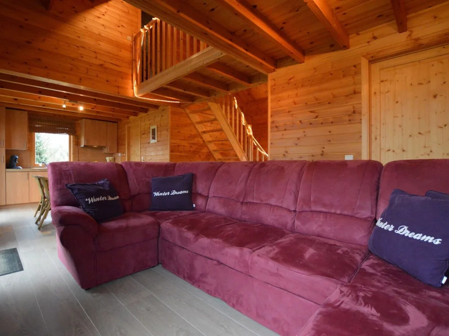 Chalet With Sauna, Fenced Garden and Beautiful Views near Dinant