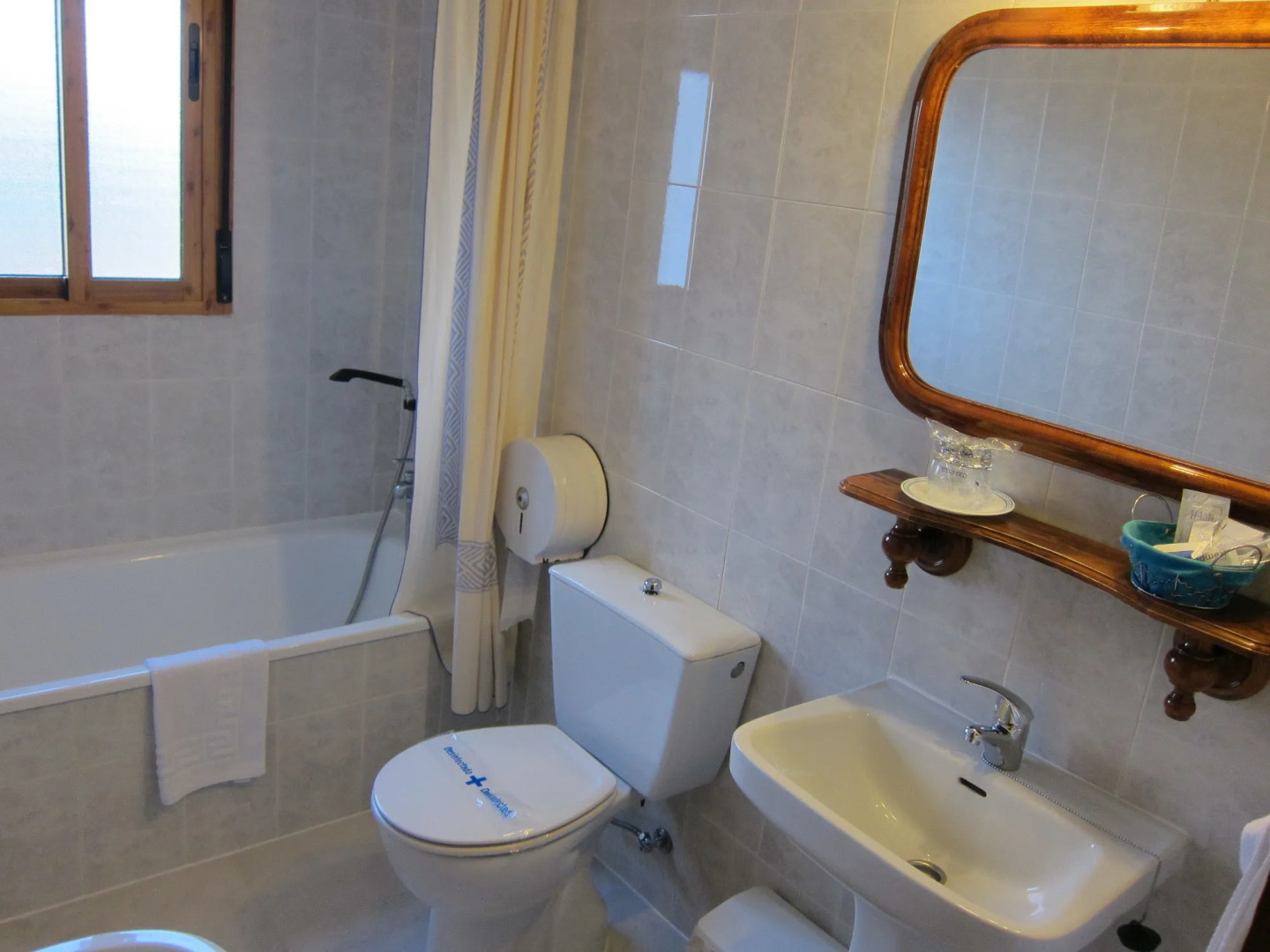 Hotel Restaurante El Lago