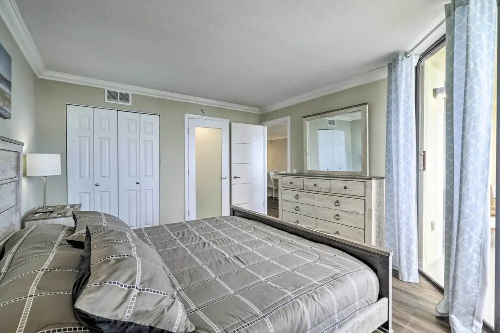 Waterfront Resort Condo w/ Private Beach & Pool