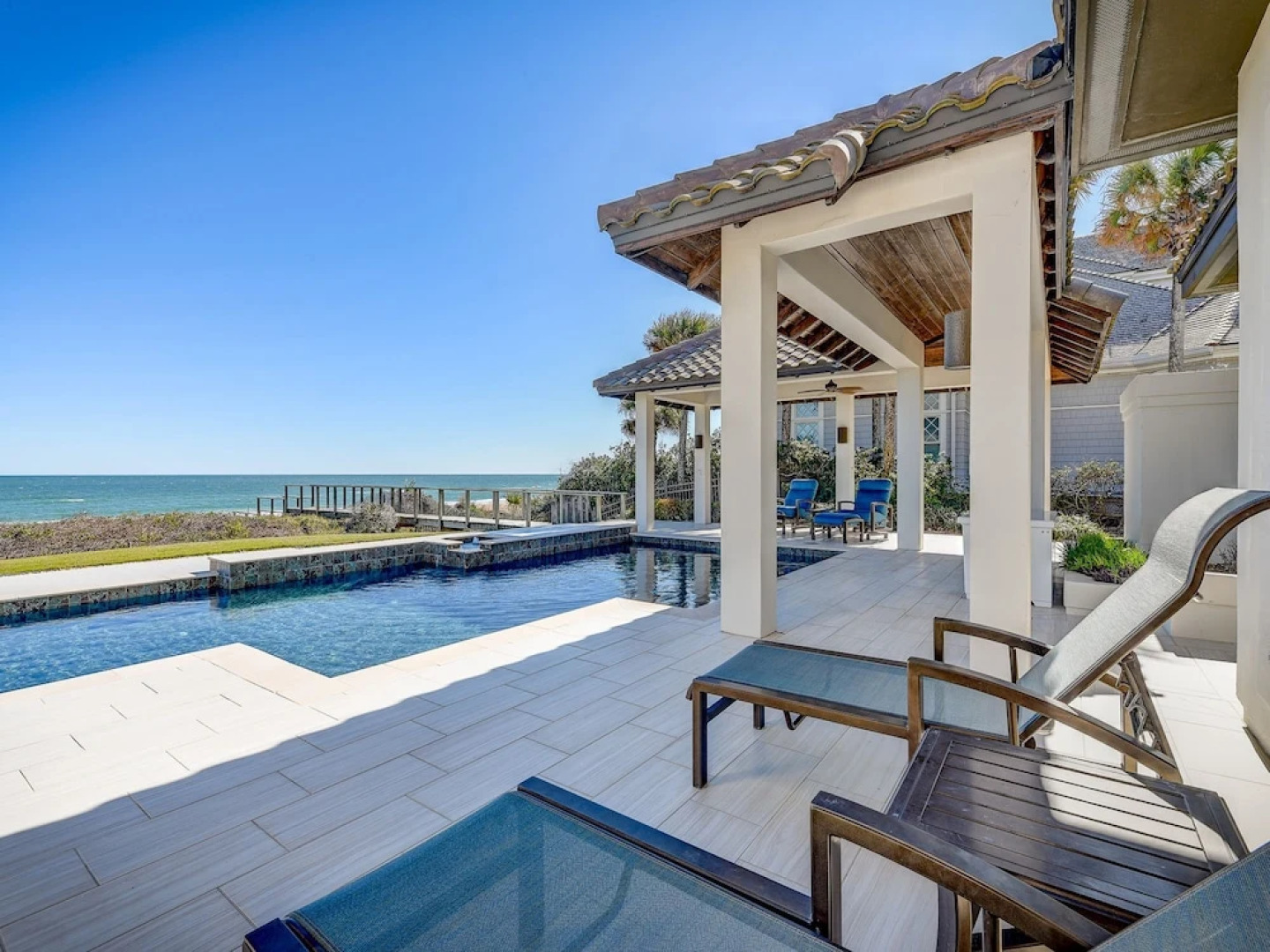 Paradise Palms by Vtrips