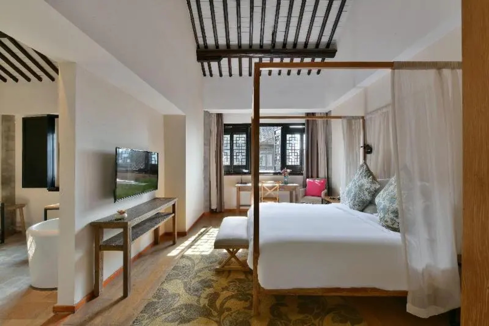 Blossom Hill Inn · Shantang