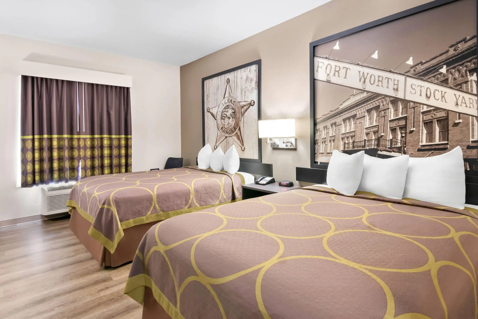 Super 8 by Wyndham Fort Worth Stockyards