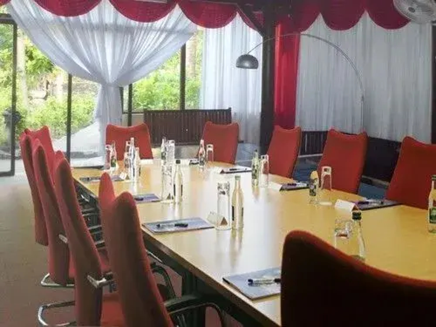 Amed Cafe & Hotel Kebun Wayan