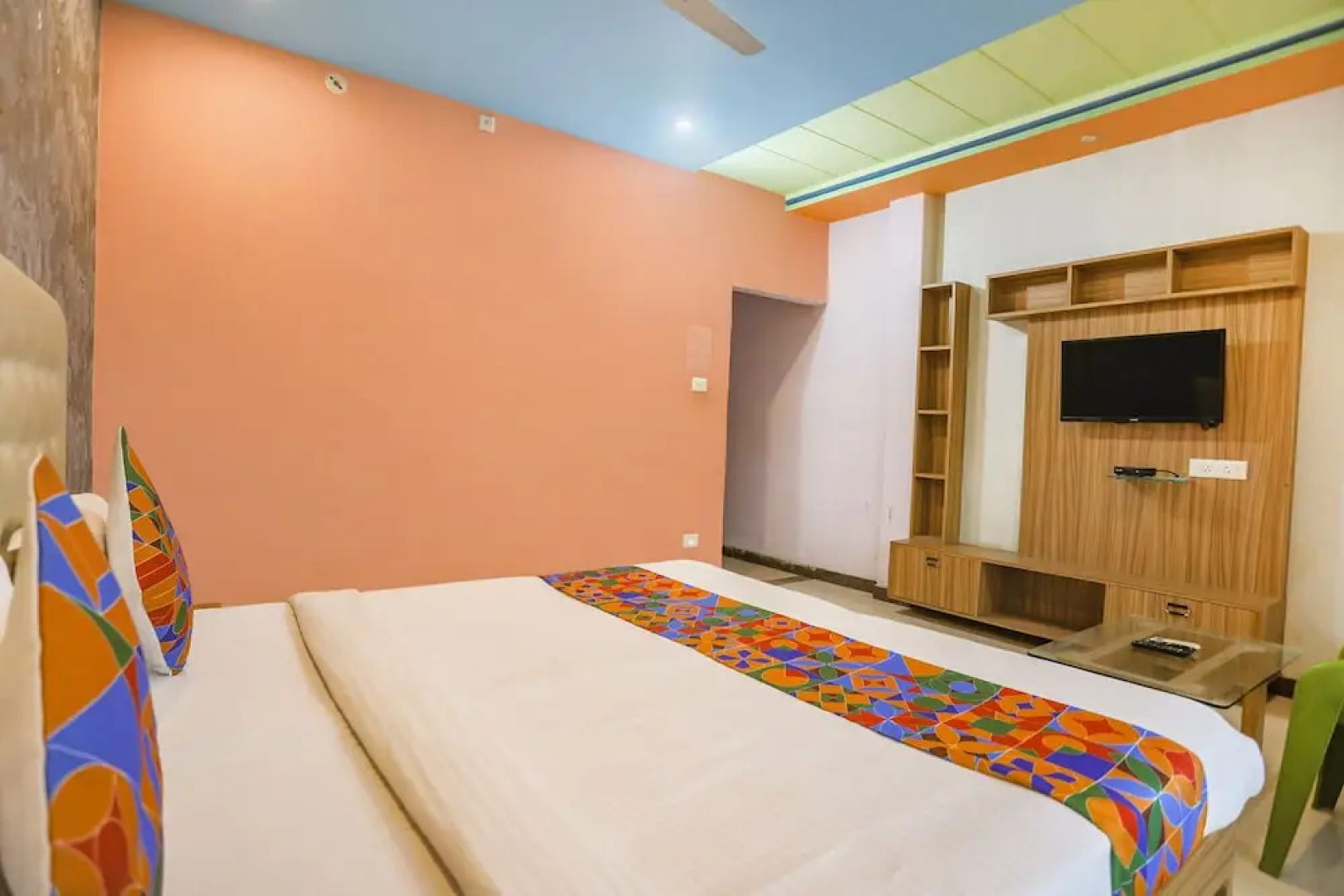 Hotel Kriti Green By OYO Rooms