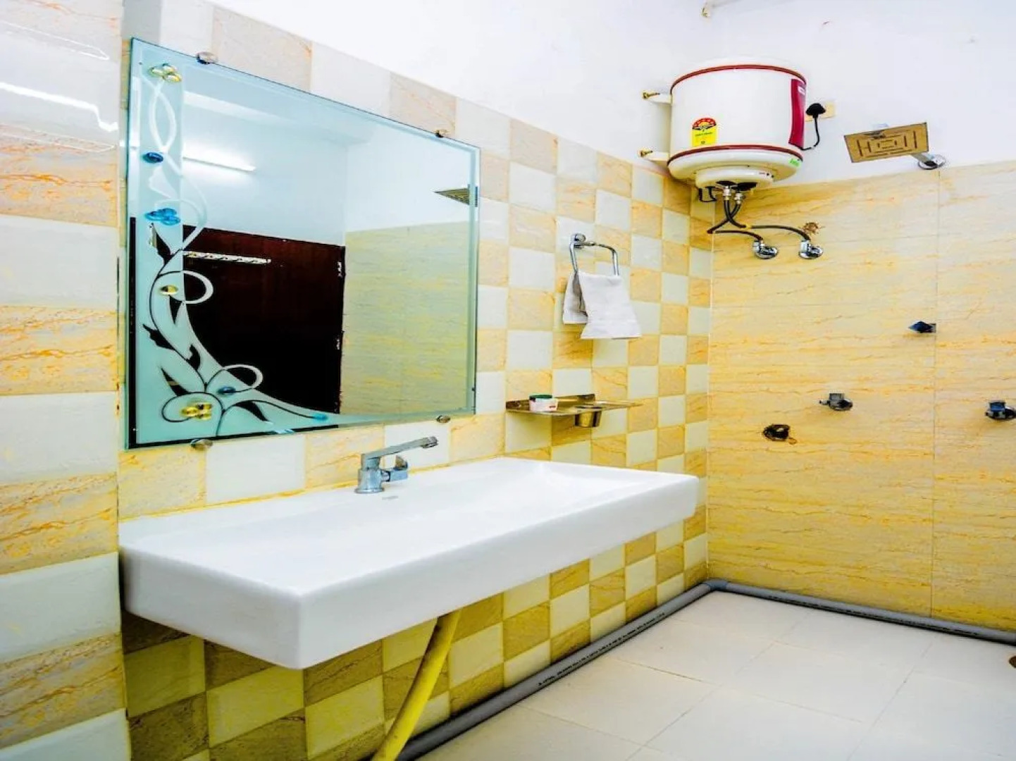 Hotel Mubarak by OYO Rooms