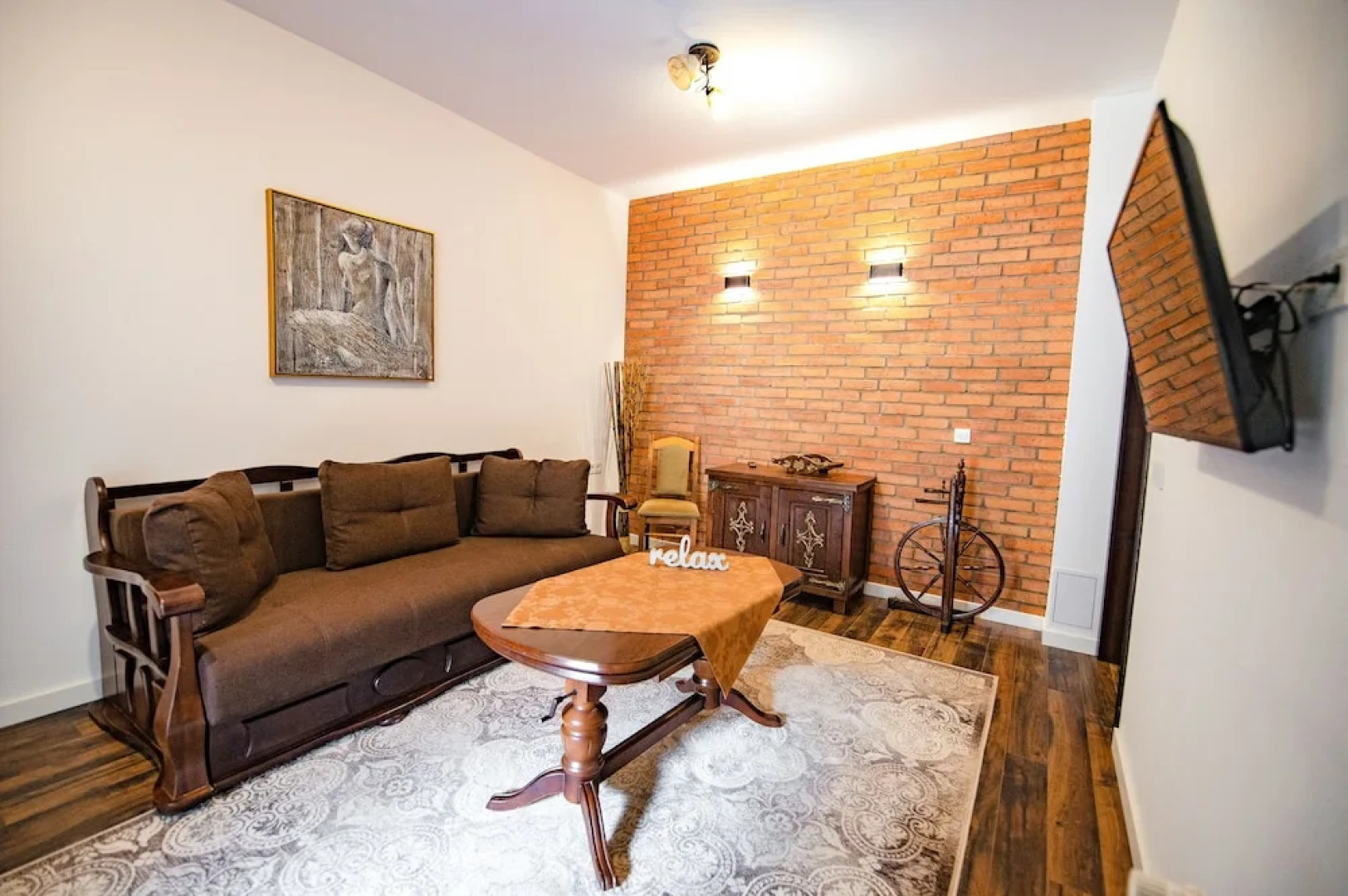 Casa Dives, Transylvania