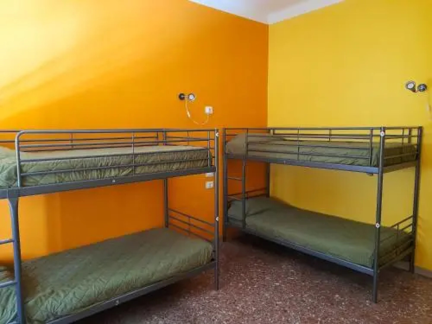 Pisa Train Station Hostel