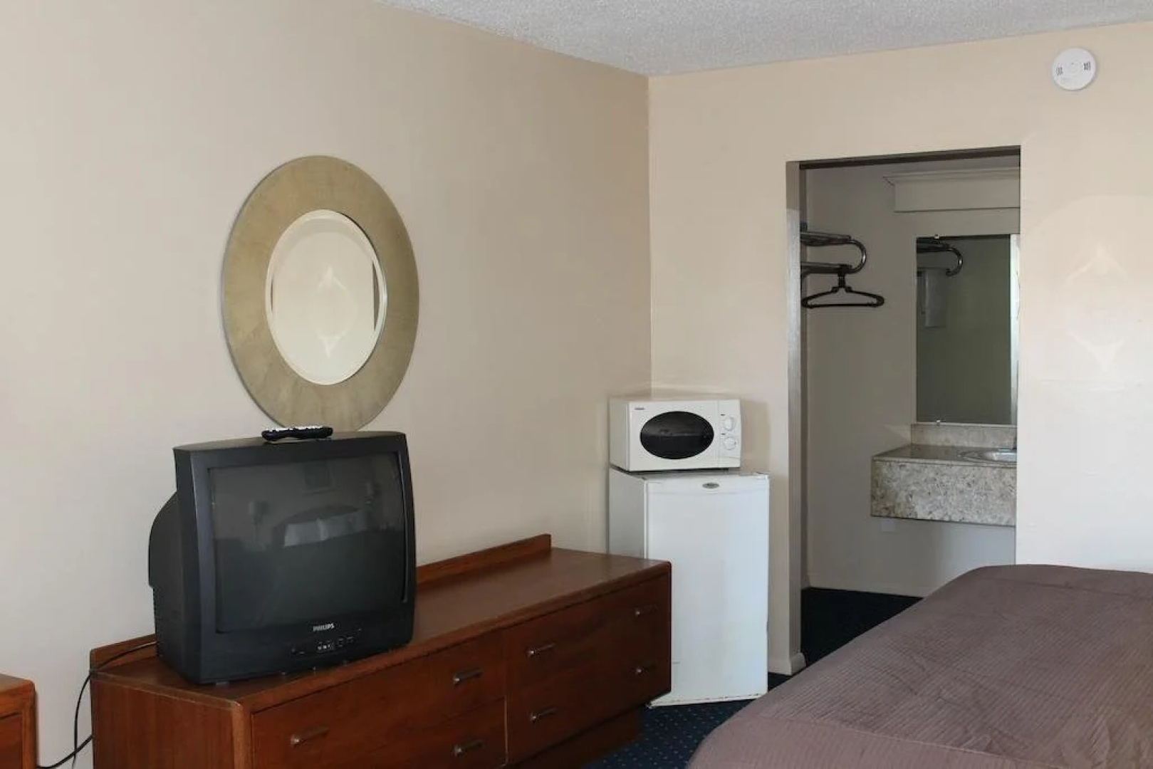 Red Carpet Inn Lenoir